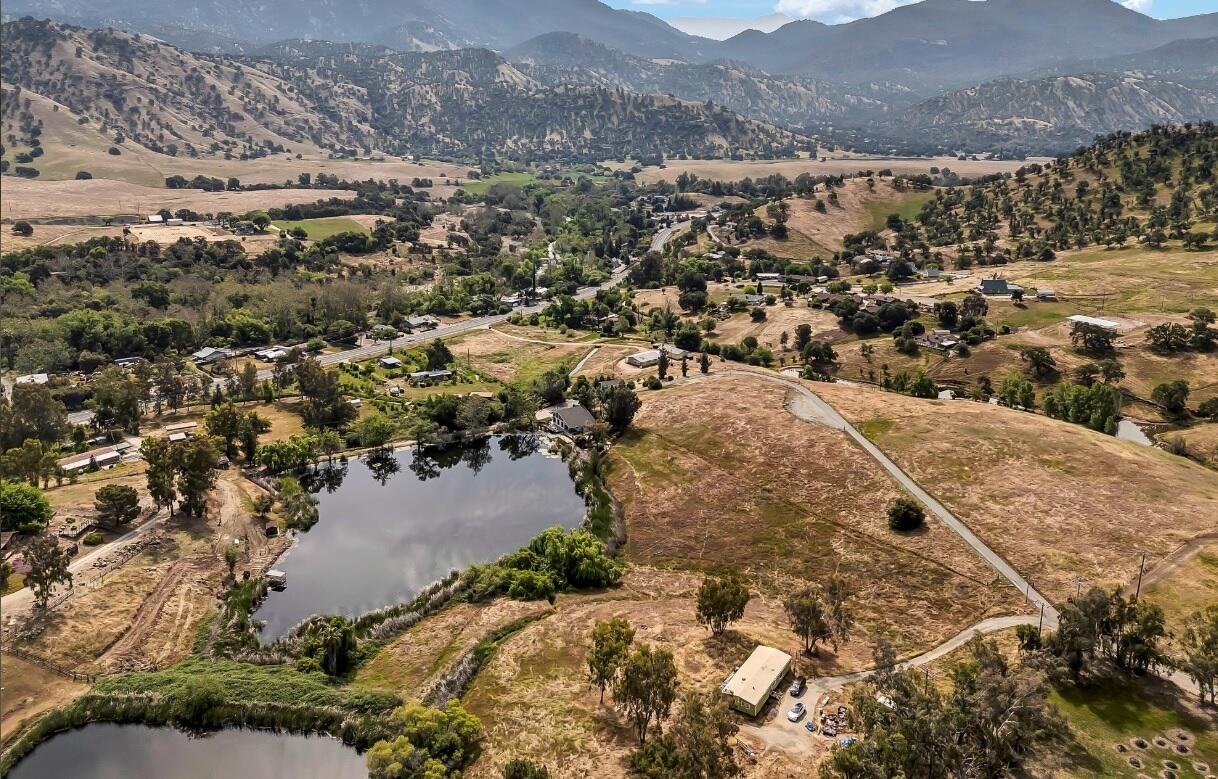 34782 Bogart Dr, Springville, CA 93265