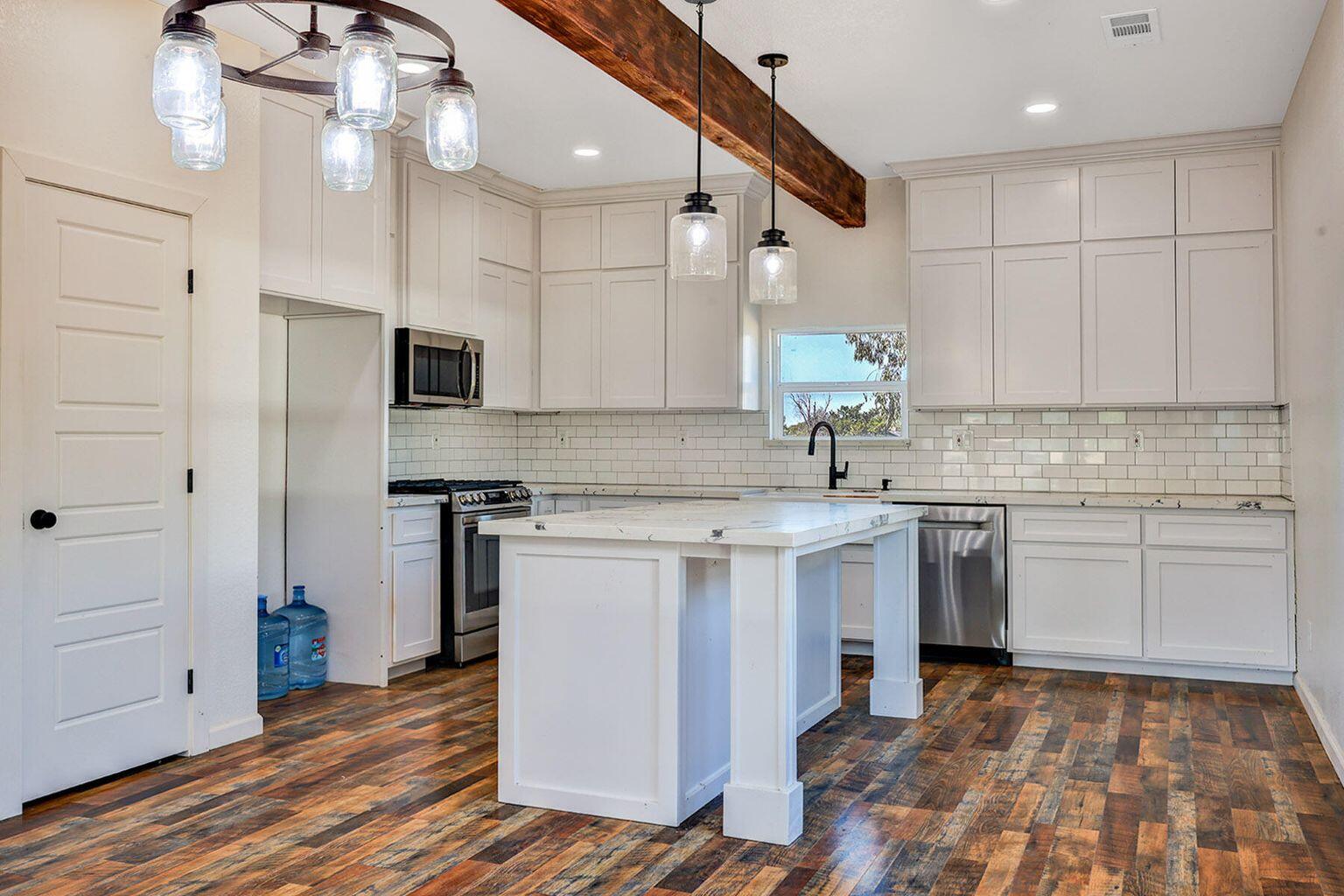 25143 Ave 212, Lindsay, CA 93247