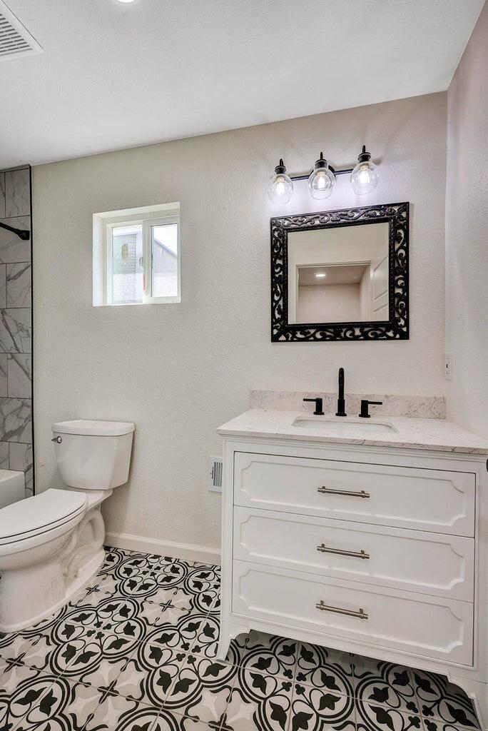 25143 Ave 212, Lindsay, CA 93247