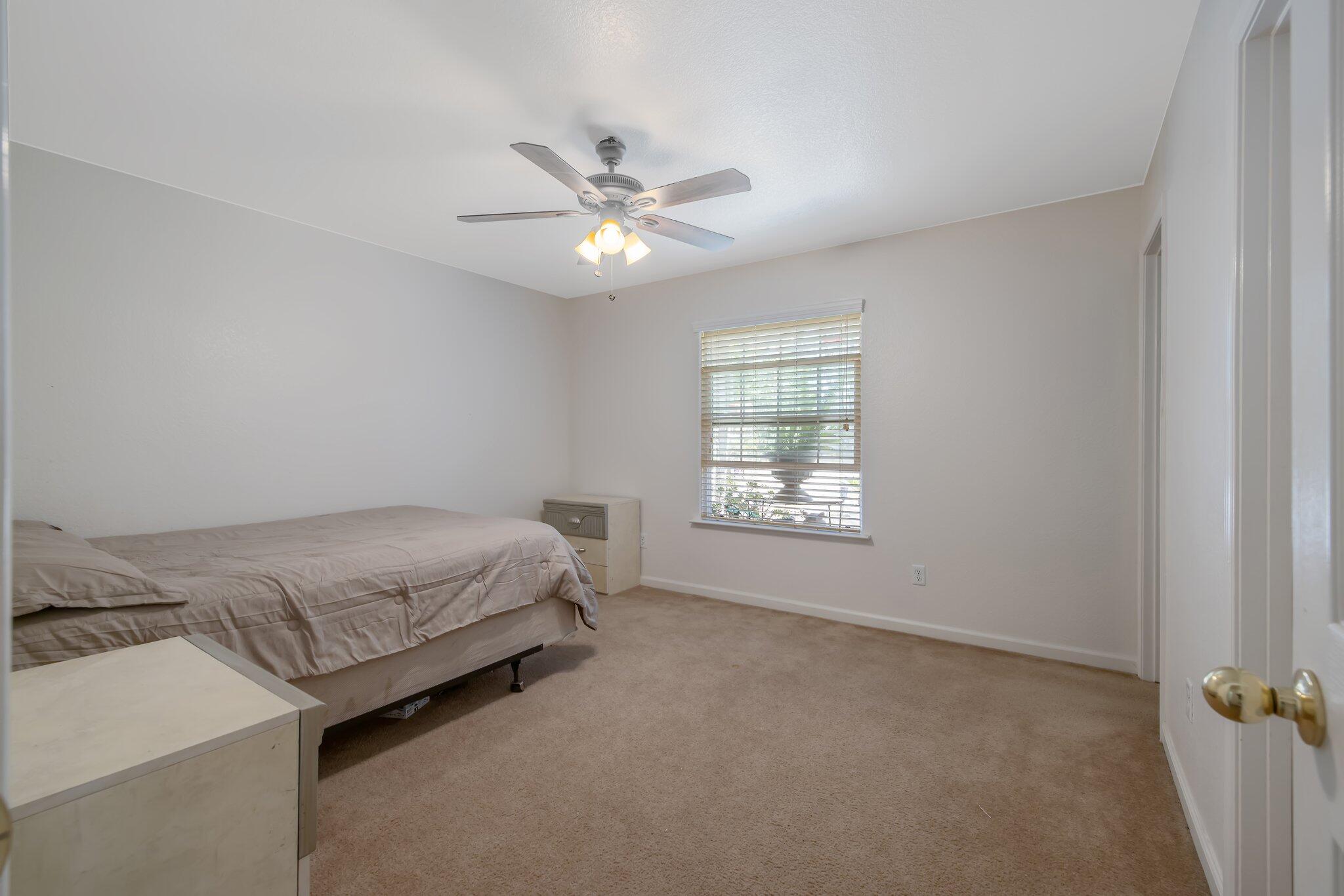 8519 E Olive Ave, Fresno, CA 93737
