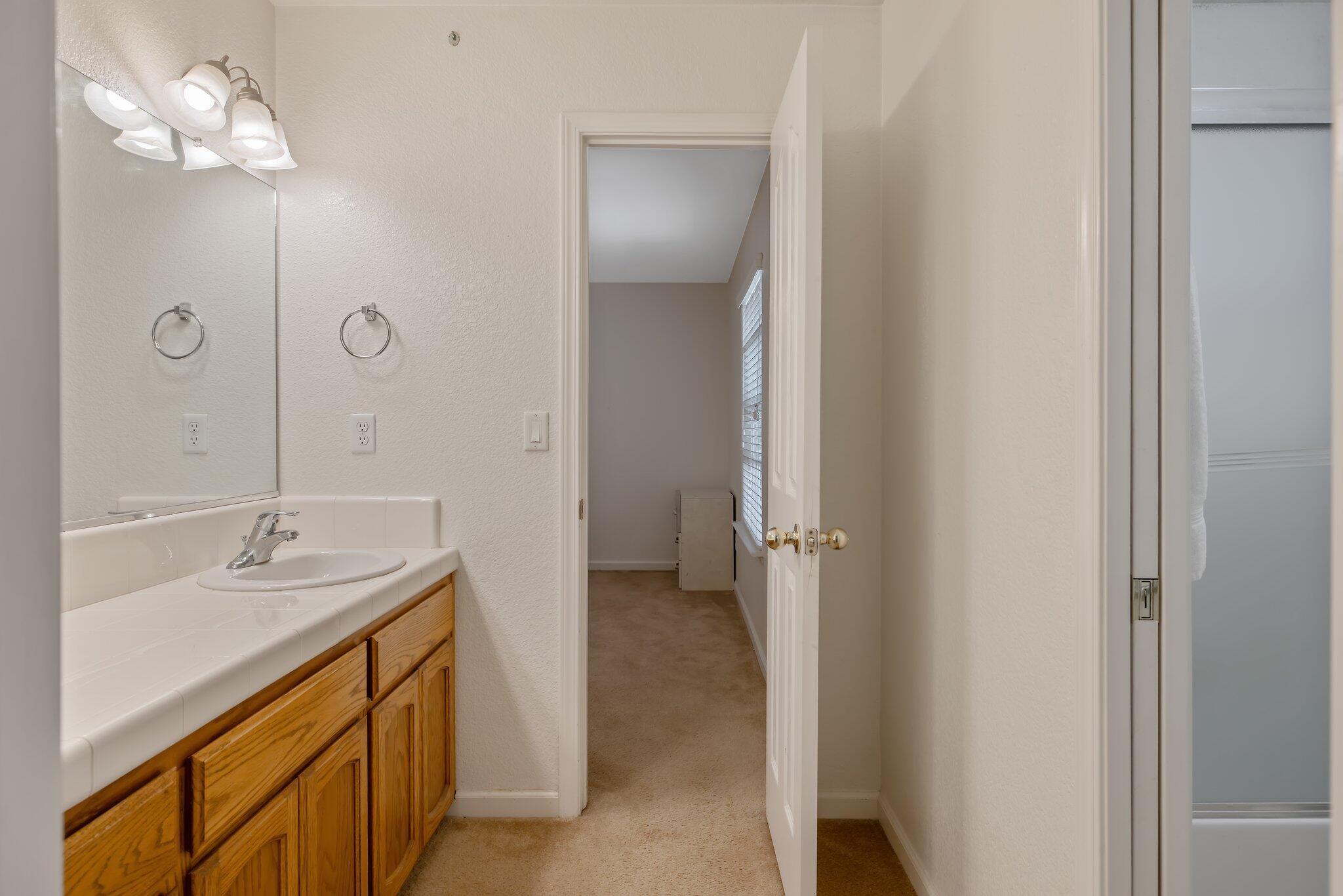 8519 E Olive Ave, Fresno, CA 93737