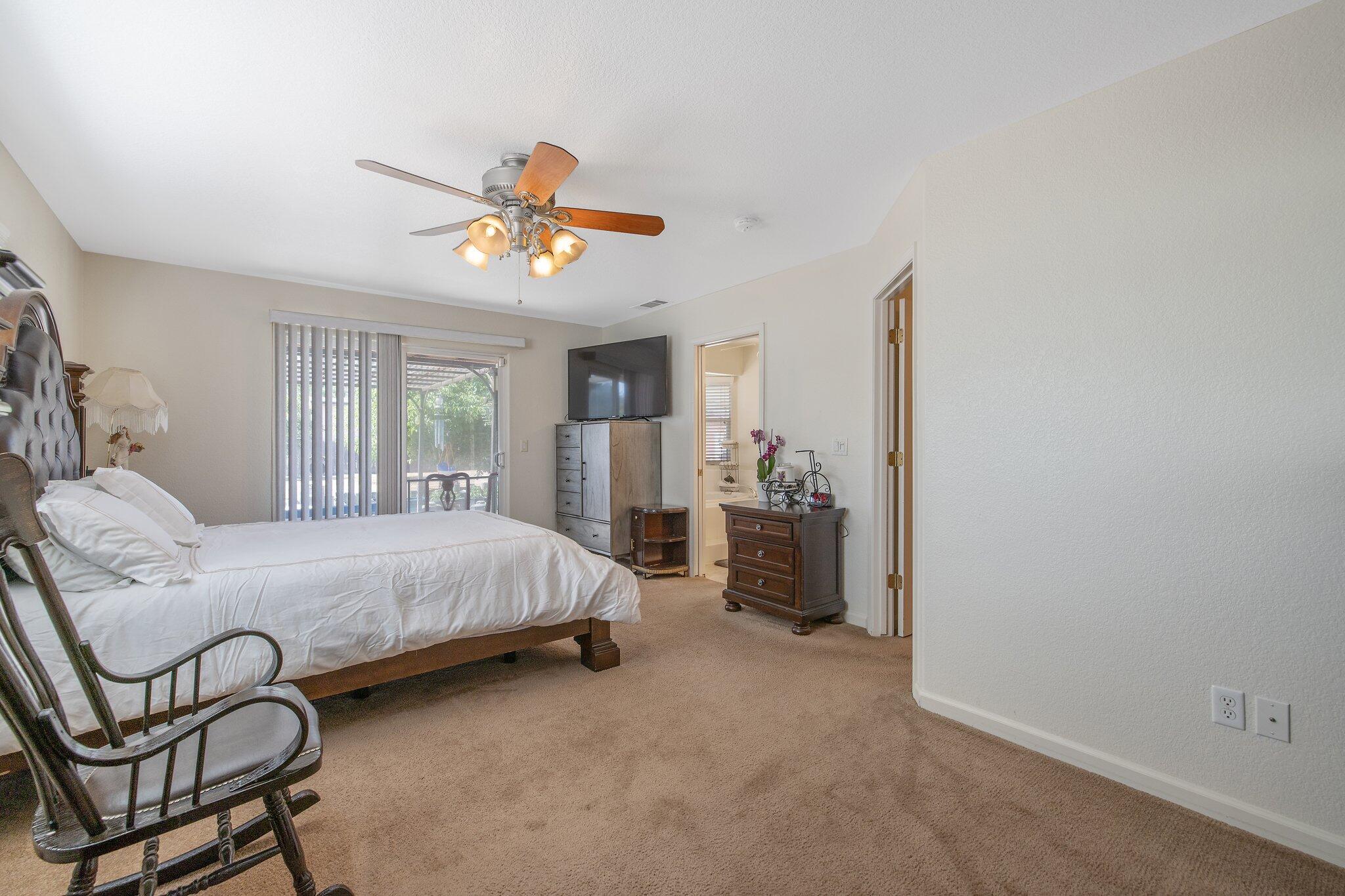 8519 E Olive Ave, Fresno, CA 93737