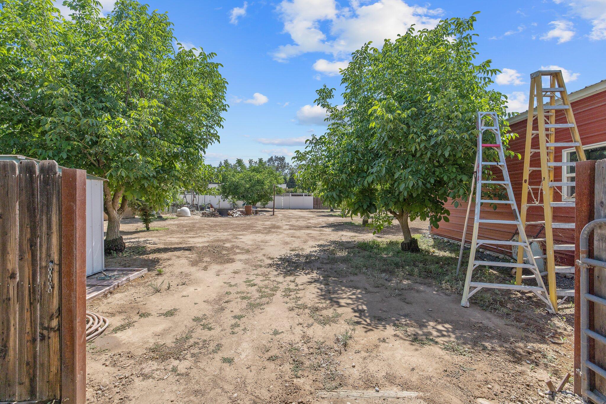8519 E Olive Ave, Fresno, CA 93737