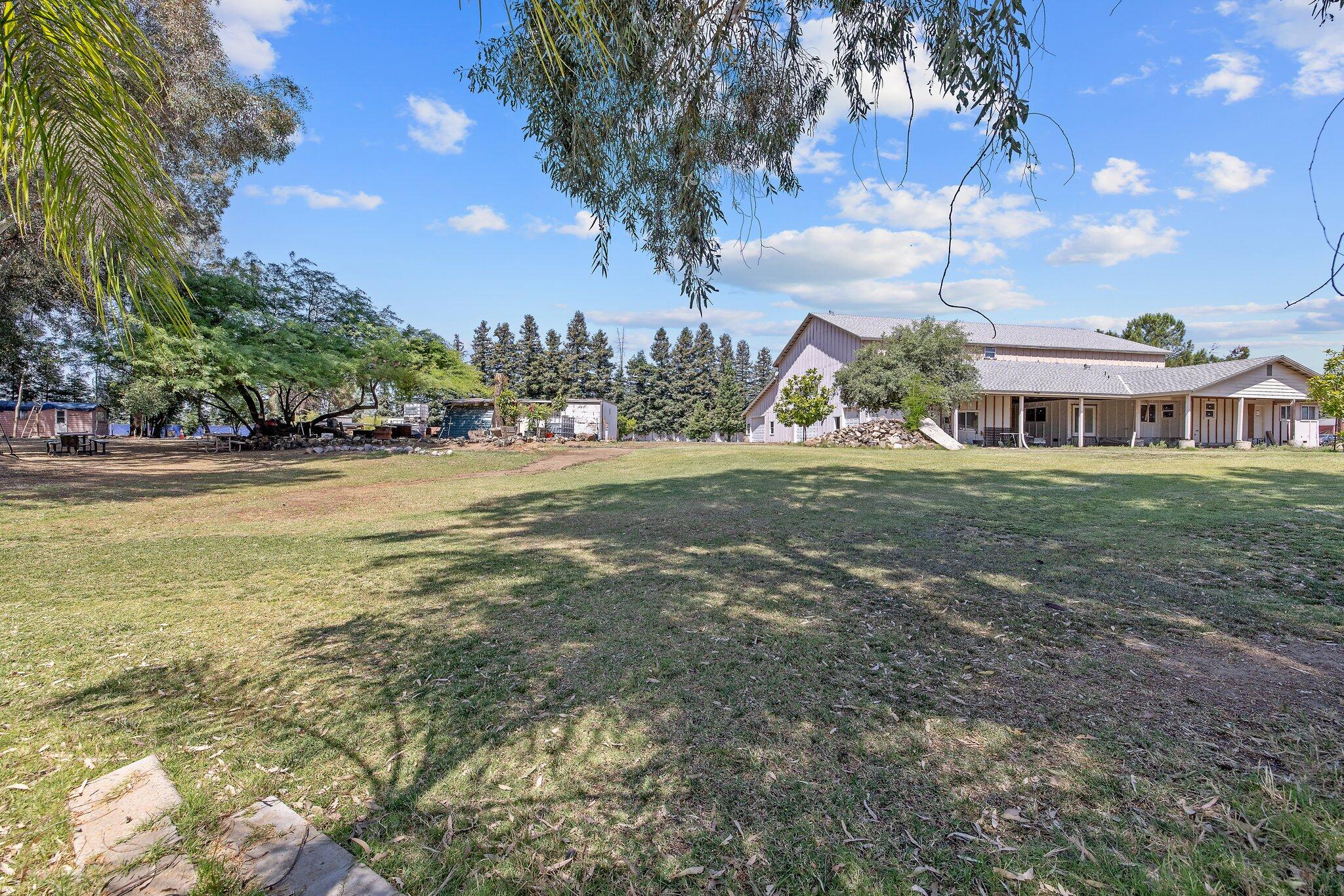 8519 E Olive Ave, Fresno, CA 93737