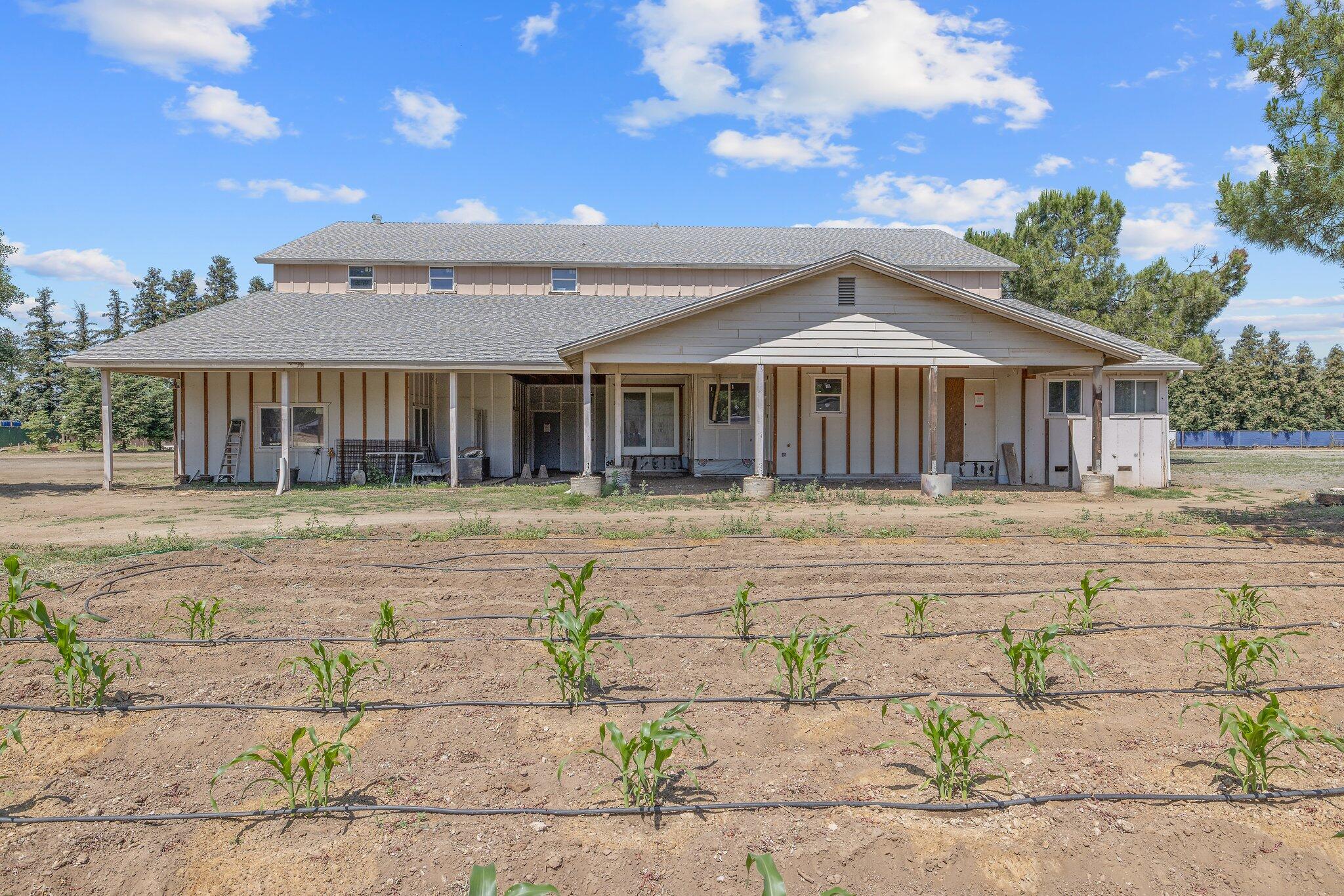 8519 E Olive Ave, Fresno, CA 93737