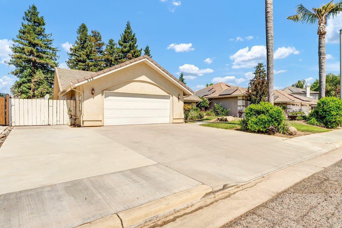 575 N Brandy Way, Porterville, CA 93257