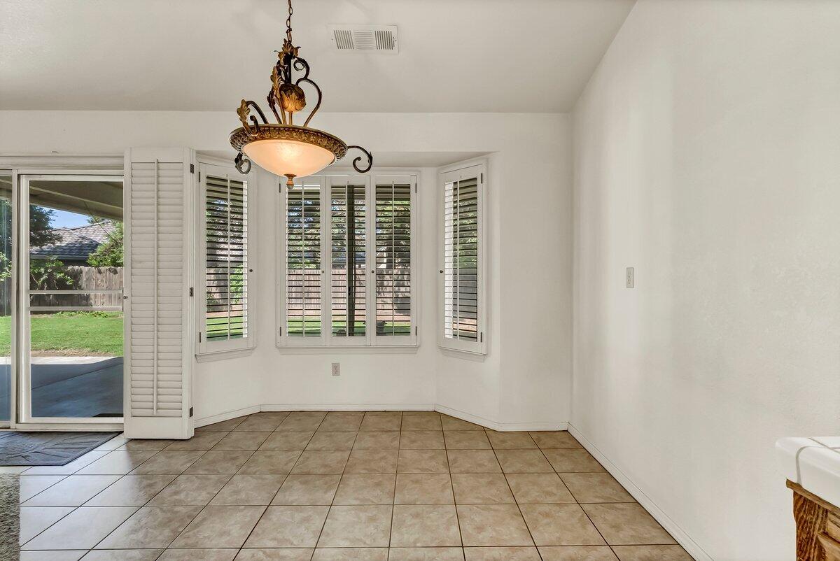 575 N Brandy Way, Porterville, CA 93257