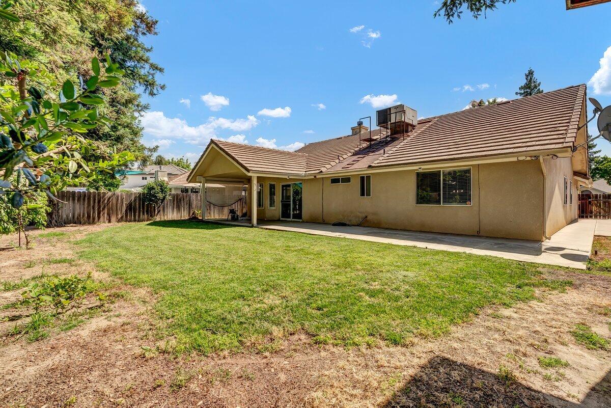 575 N Brandy Way, Porterville, CA 93257