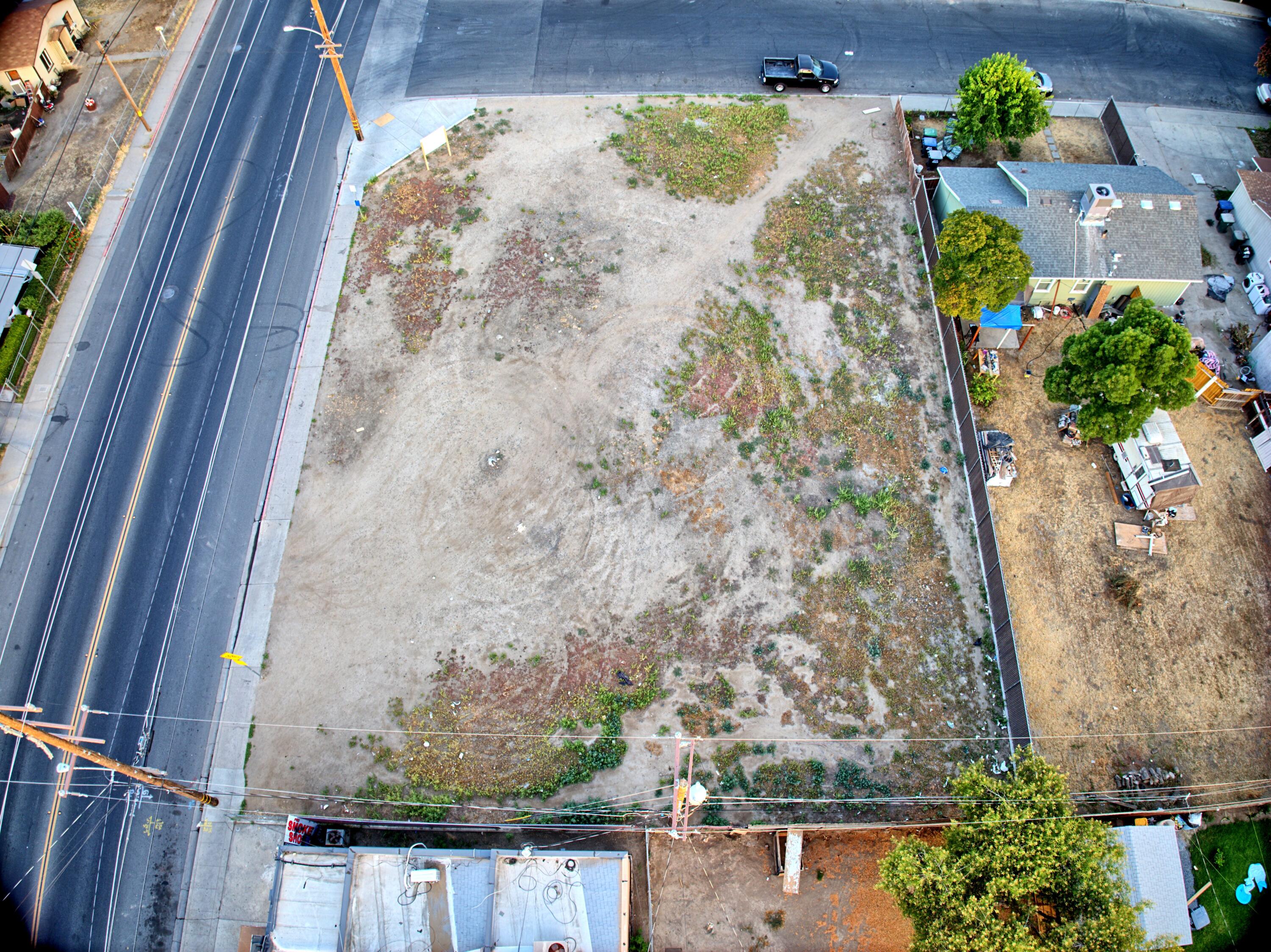 1500 W Houston Ave, Visalia, CA 93291