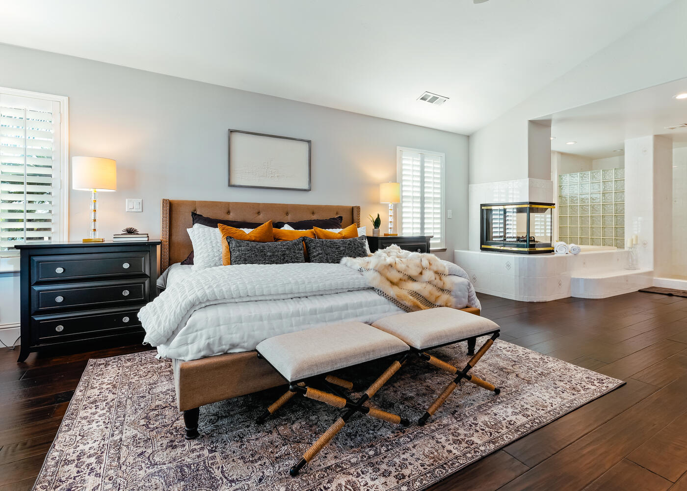 5721 W Prospect Dr, Visalia, CA 93291