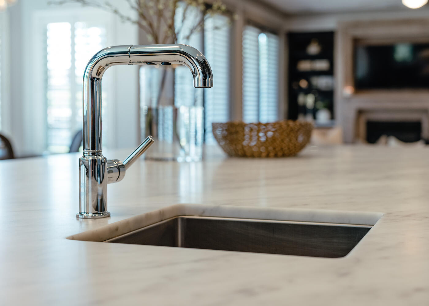 5721 W Prospect Dr, Visalia, CA 93291