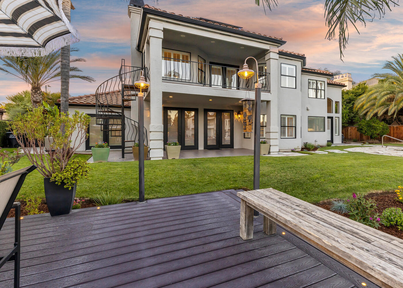 5721 W Prospect Dr, Visalia, CA 93291