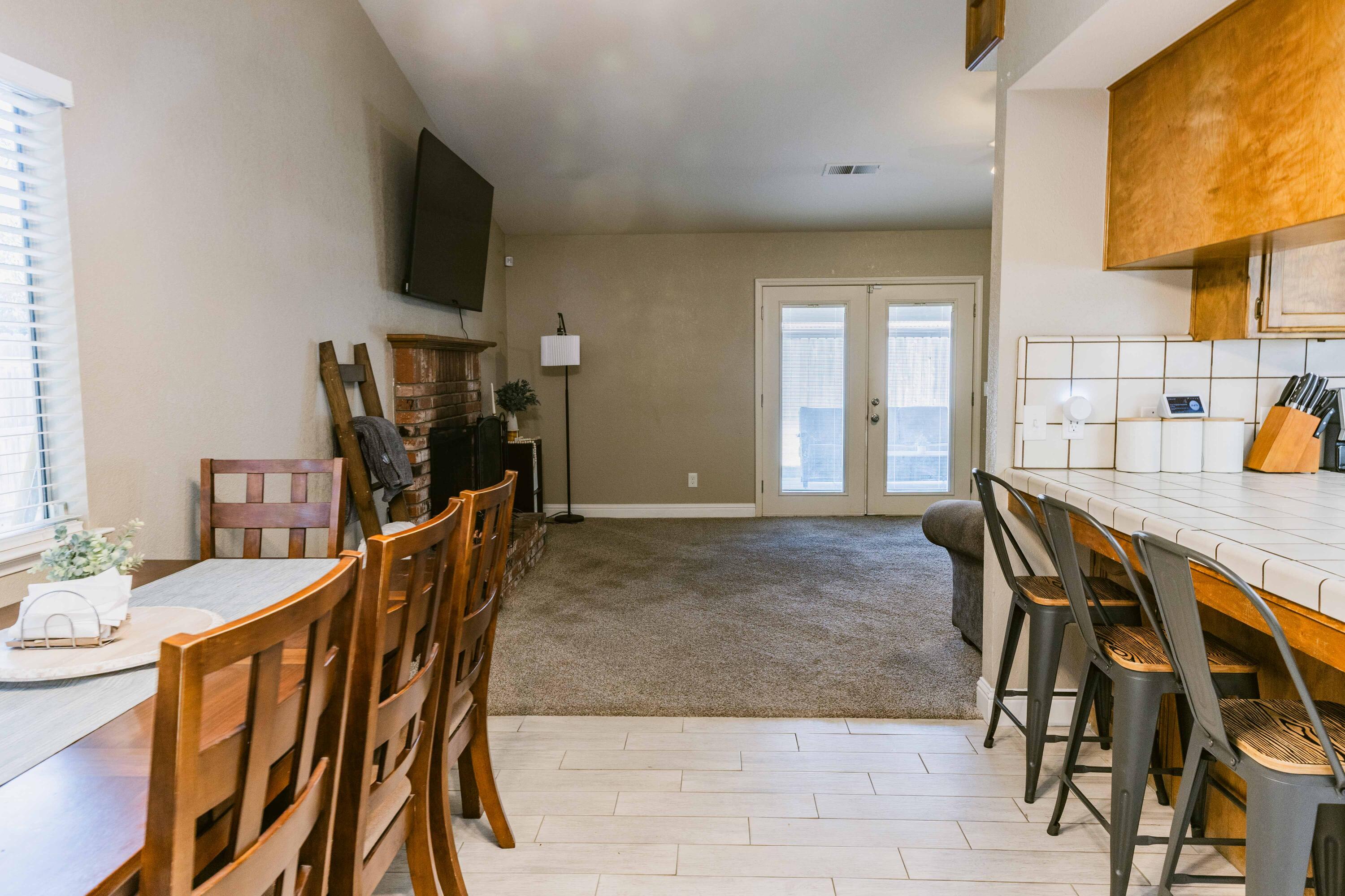 434 Fallbrook Ct, Tulare, CA 93274