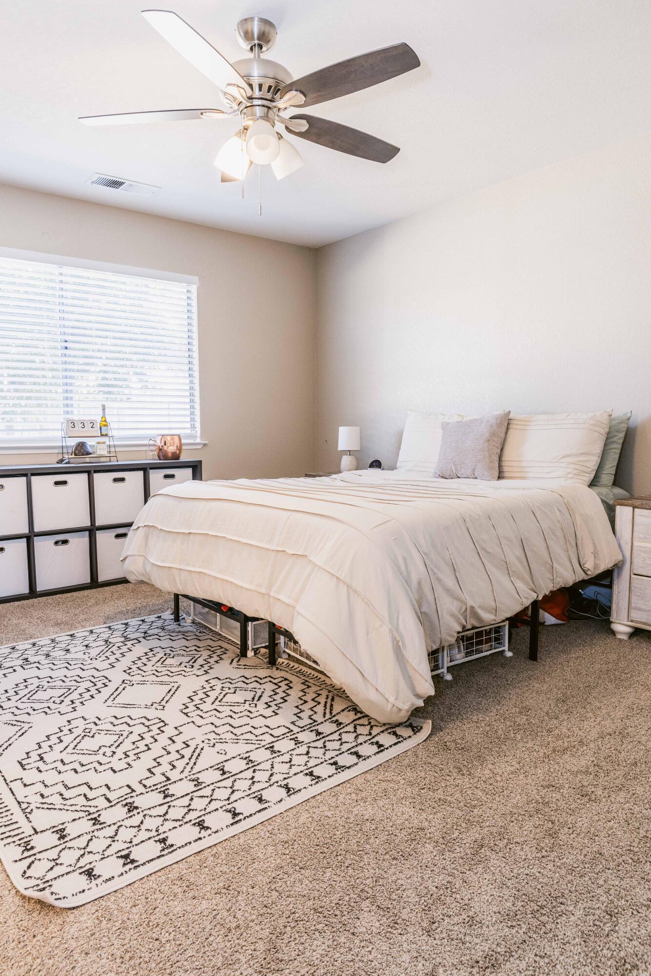 434 Fallbrook Ct, Tulare, CA 93274