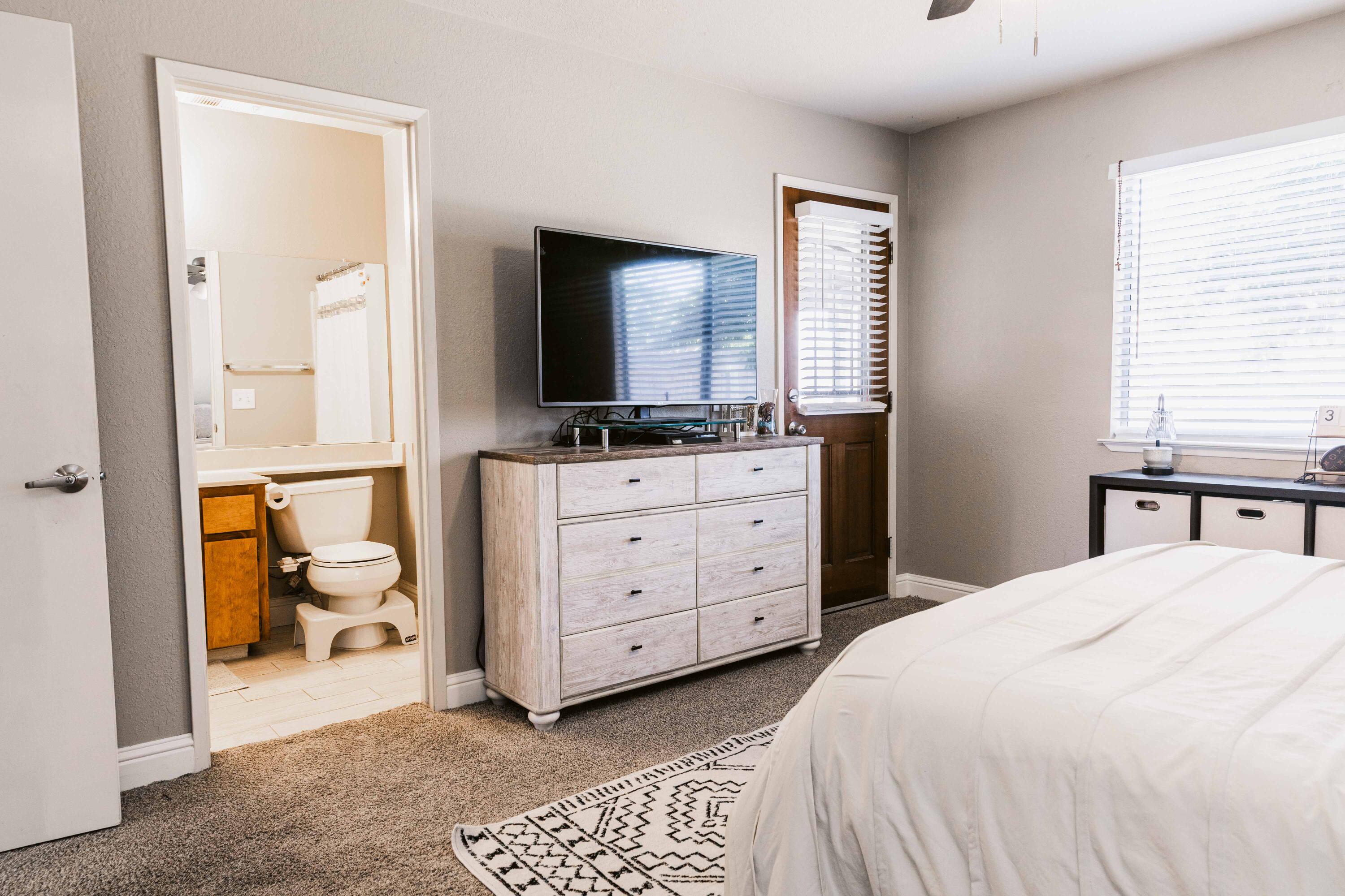 434 Fallbrook Ct, Tulare, CA 93274