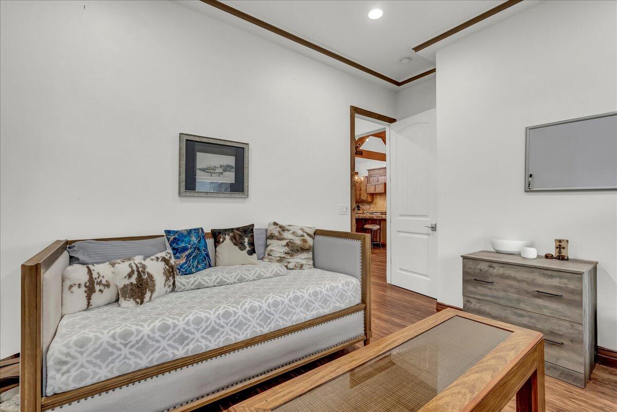 31161 Meadowlark Ln, Springville, CA 93265