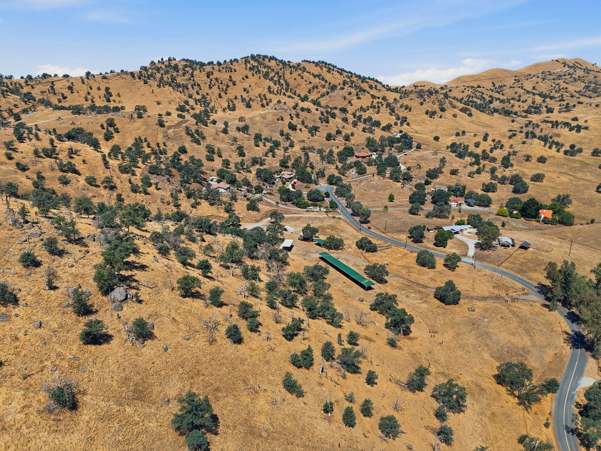 31161 Meadowlark Ln, Springville, CA 93265