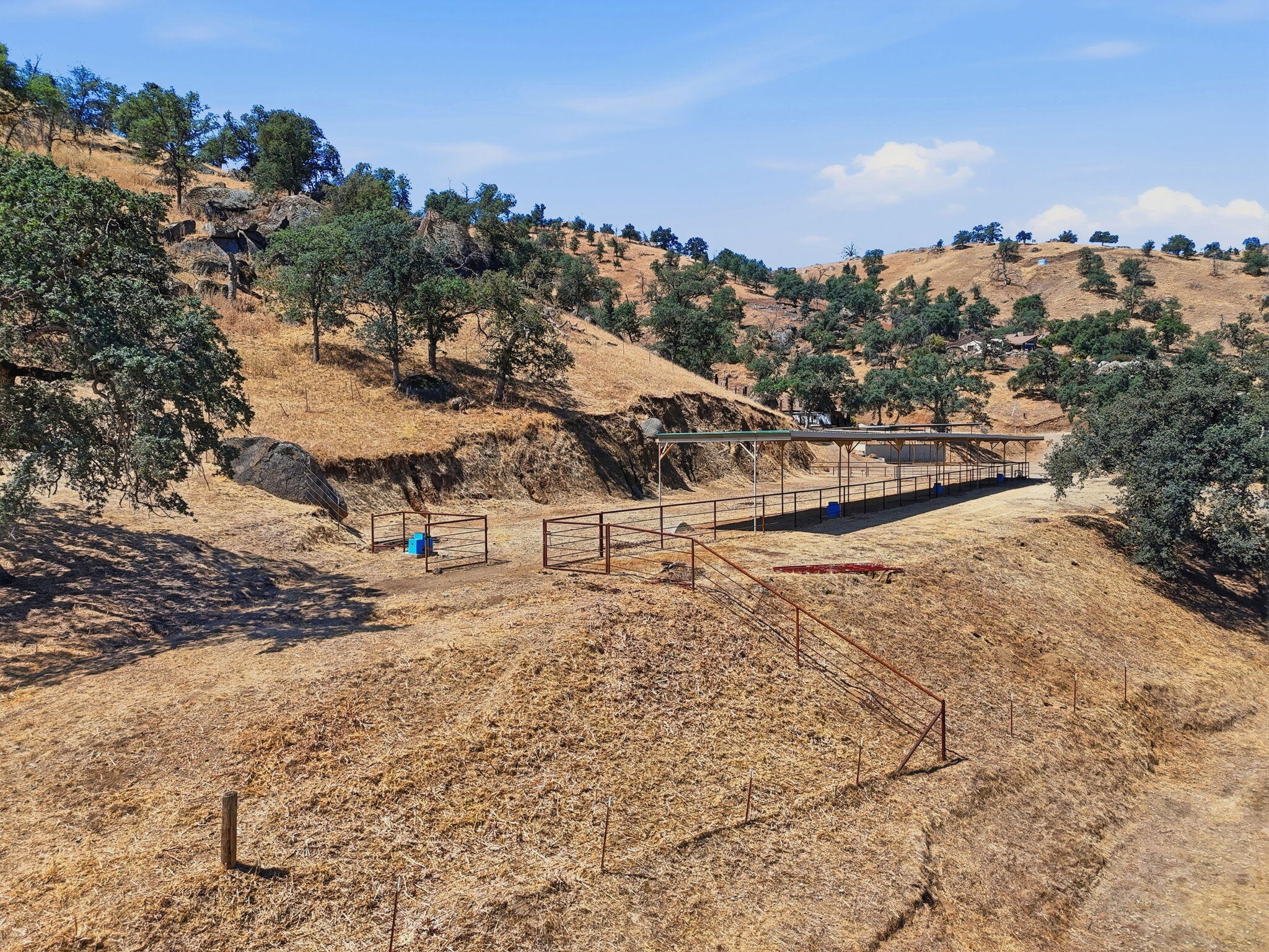 31161 Meadowlark Ln, Springville, CA 93265