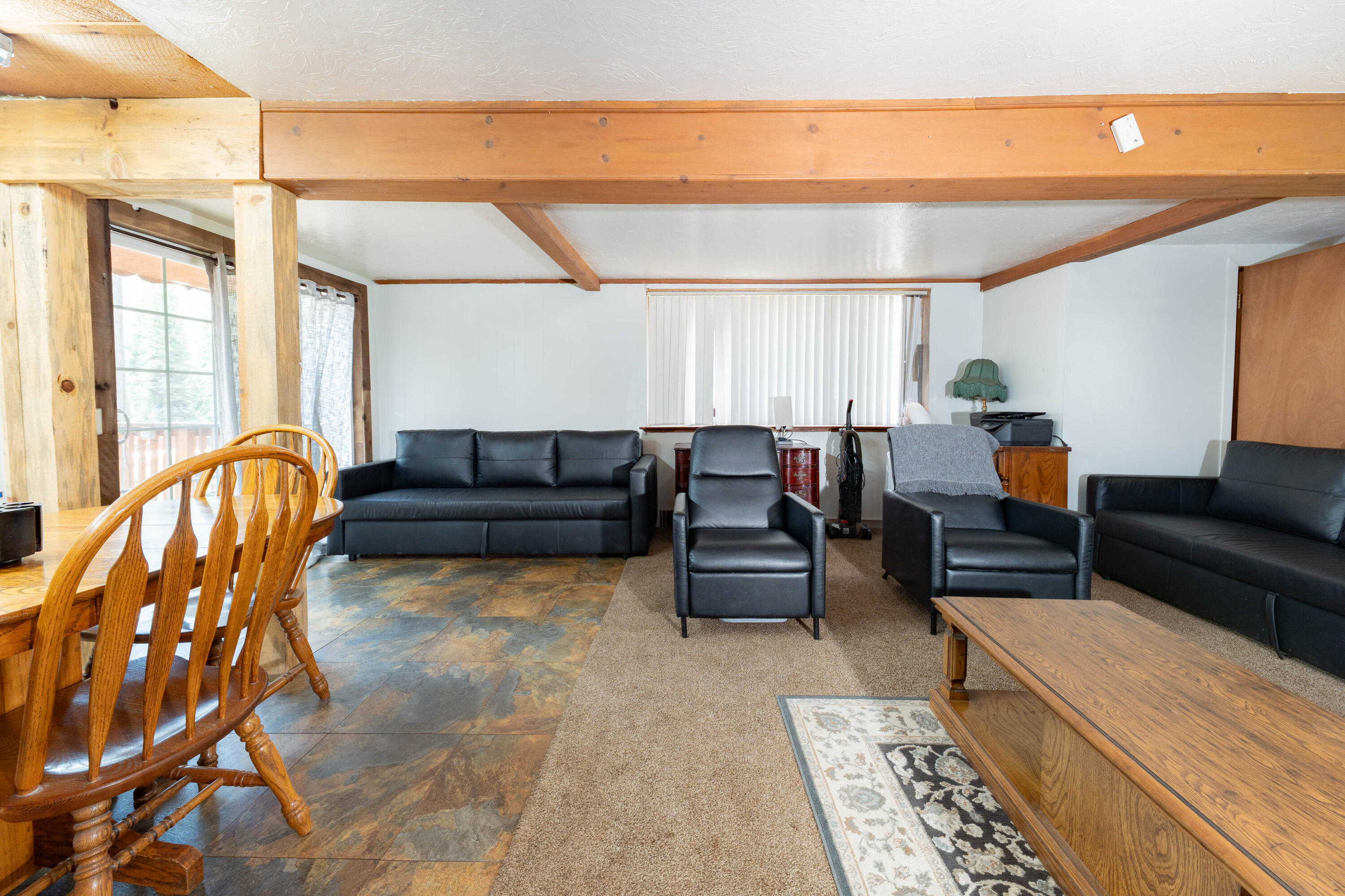 1998 Tienken Ave, Camp Nelson, CA 93265