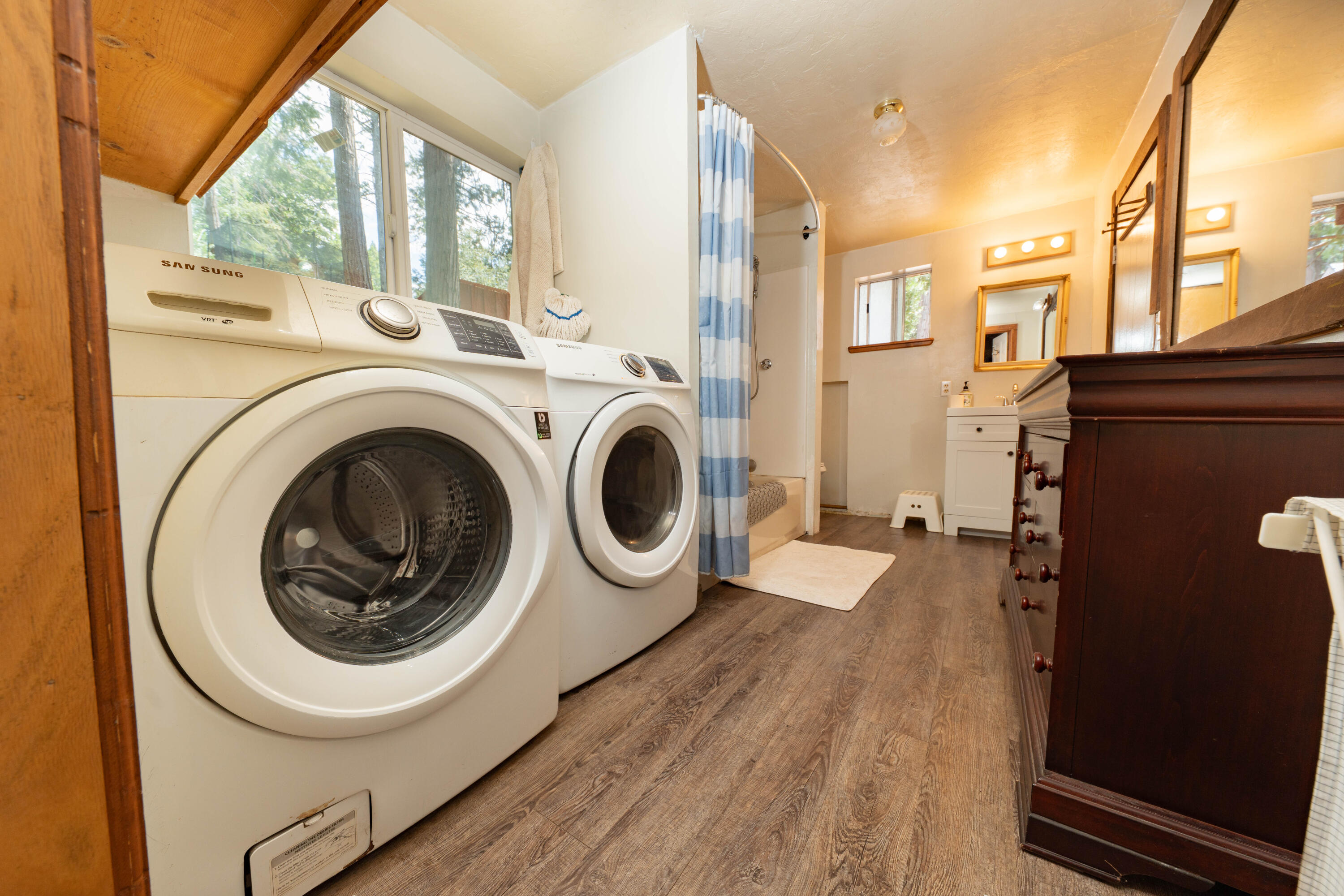 1998 Tienken Ave, Camp Nelson, CA 93265