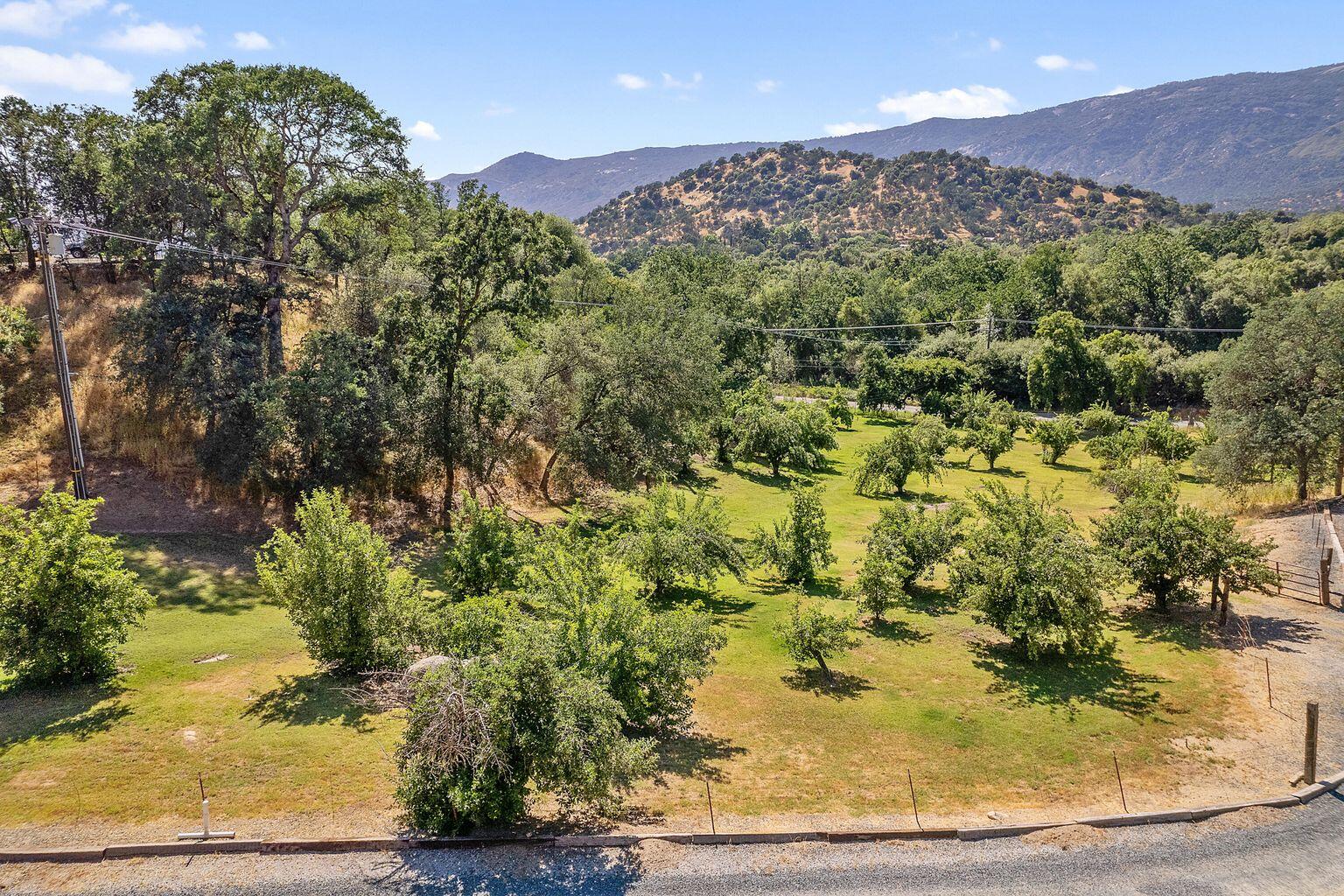 44223 Balch Park Road Rd, Springville, CA 93265