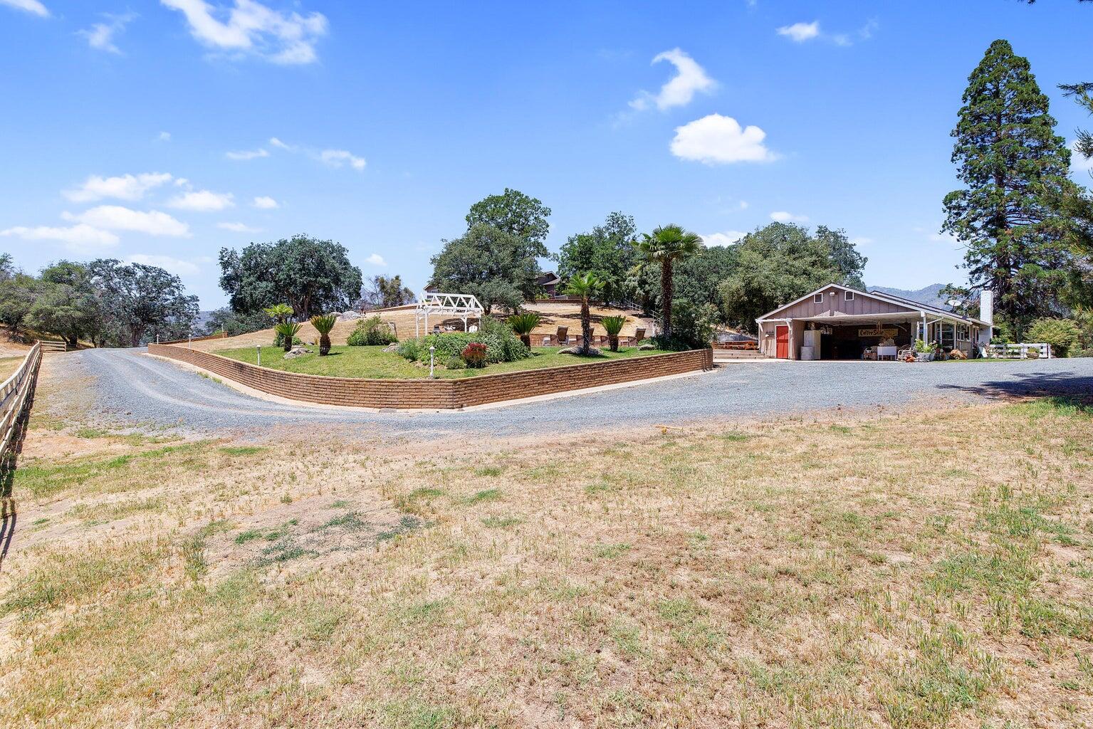 44223 Balch Park Road Rd, Springville, CA 93265