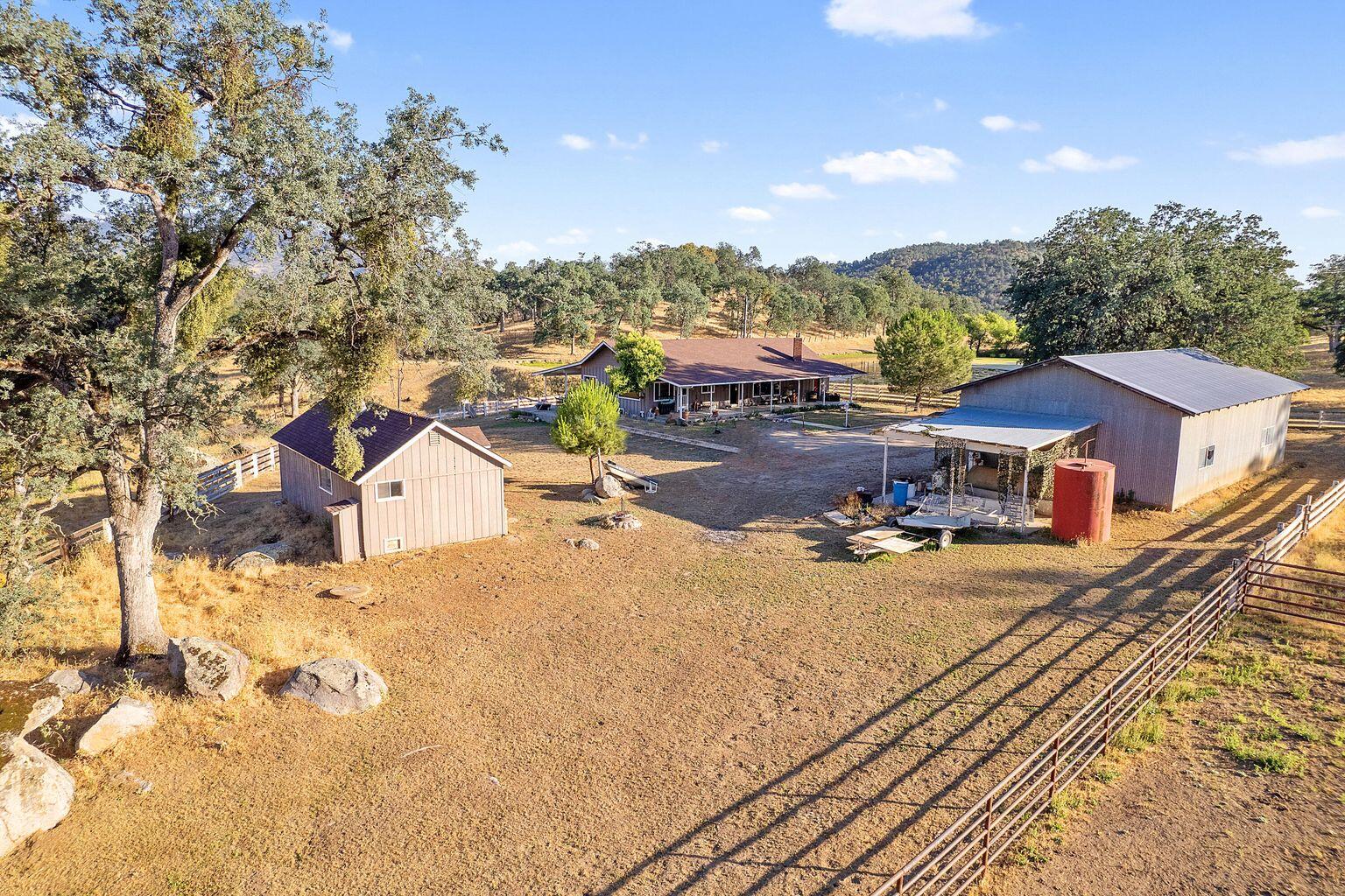 44223 Balch Park Road Rd, Springville, CA 93265