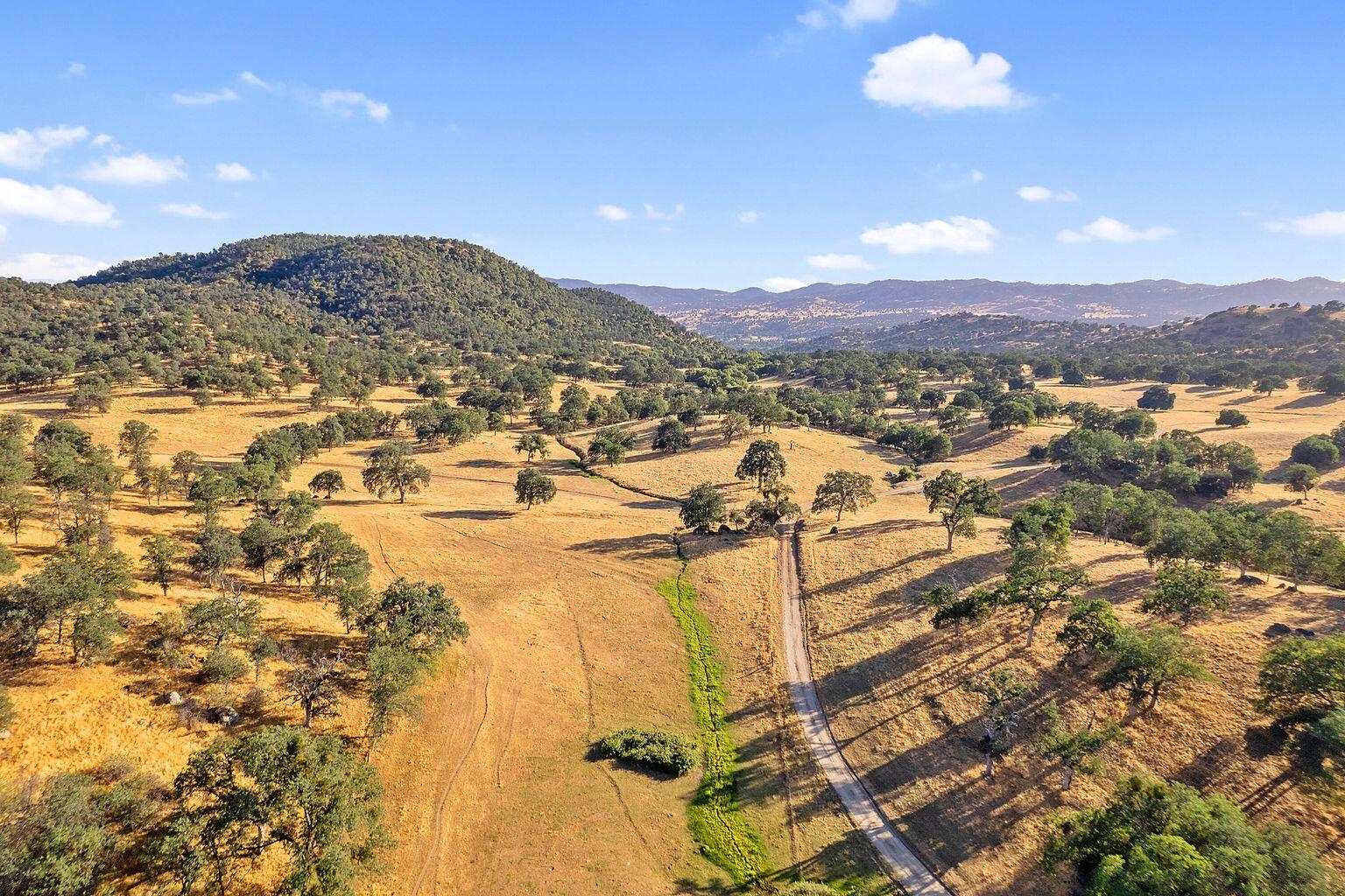 44223 Balch Park Road Rd, Springville, CA 93265