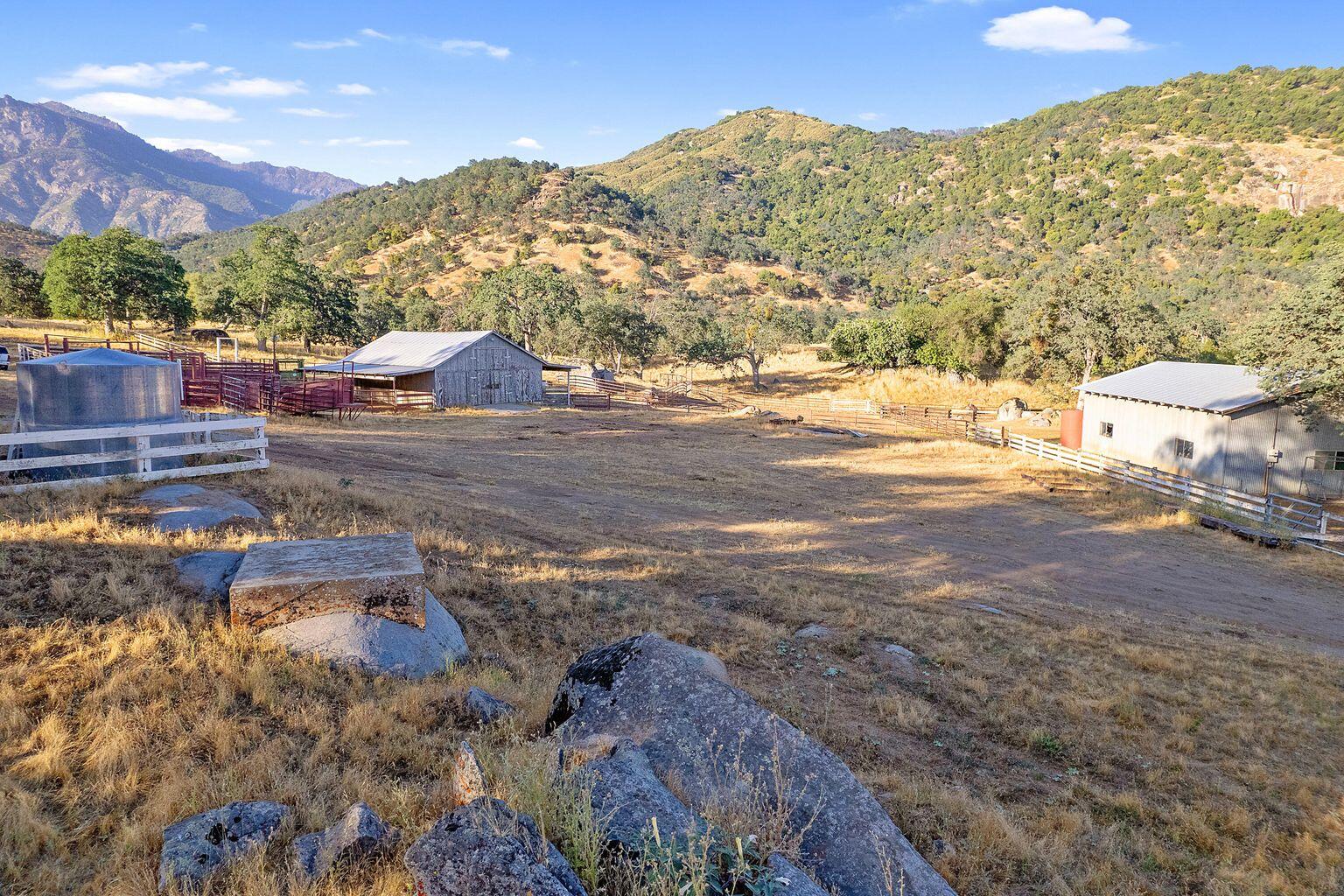 44223 Balch Park Road Rd, Springville, CA 93265