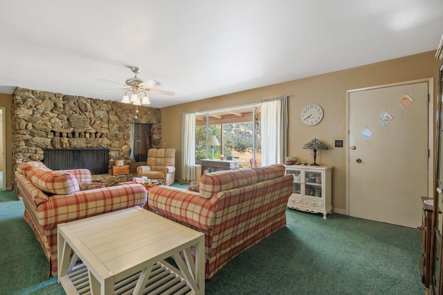 44223 Balch Park Road Rd, Springville, CA 93265