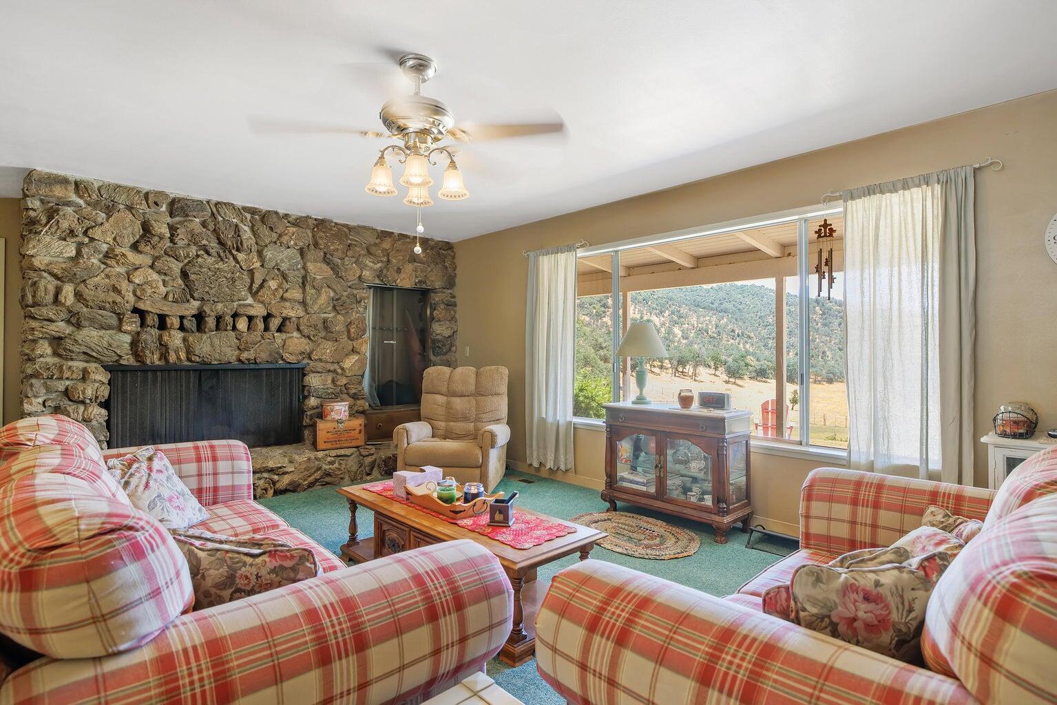 44223 Balch Park Road Rd, Springville, CA 93265