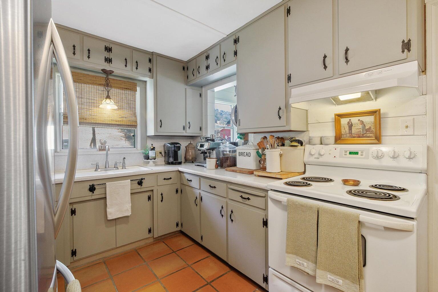 44223 Balch Park Road Rd, Springville, CA 93265