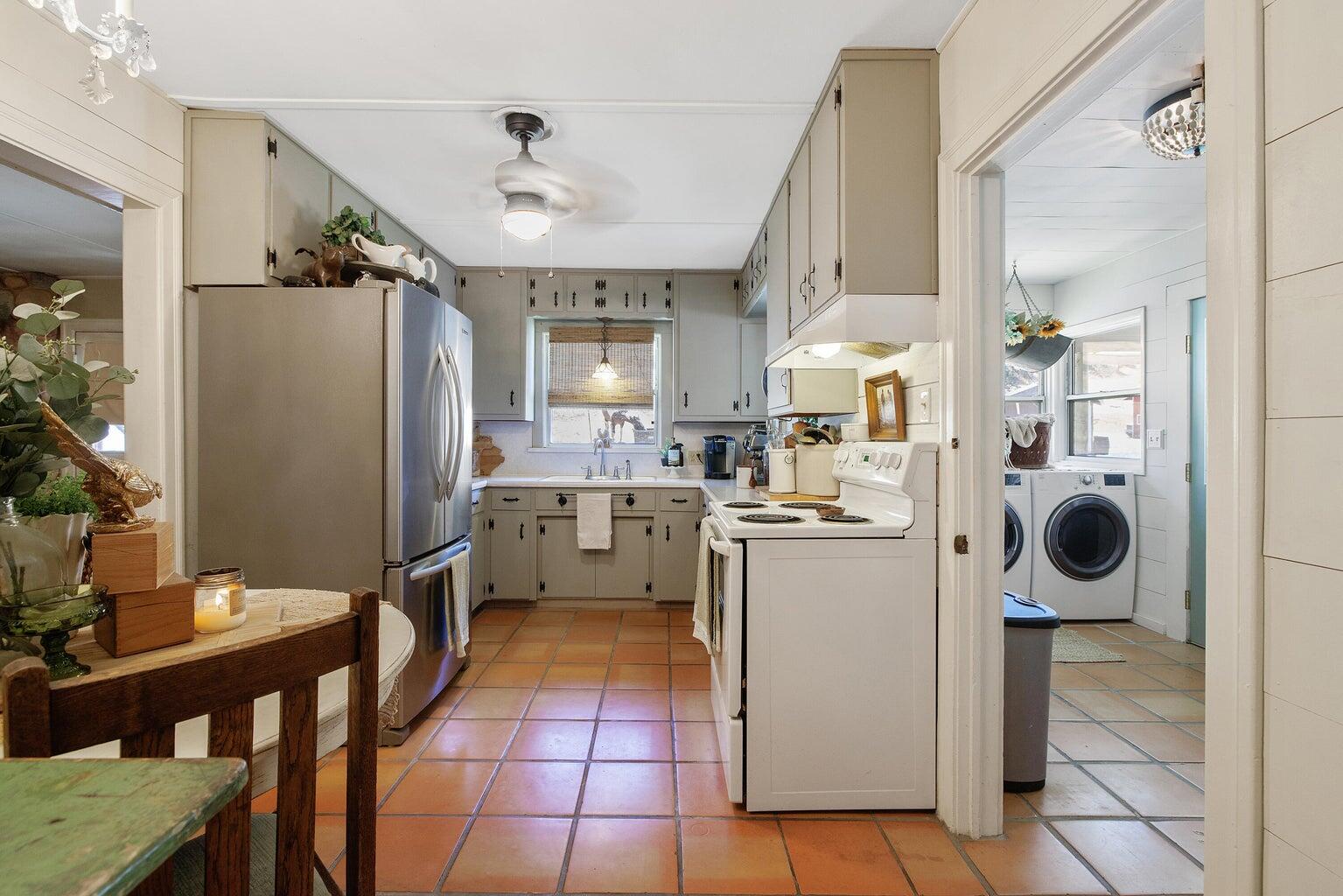 44223 Balch Park Road Rd, Springville, CA 93265