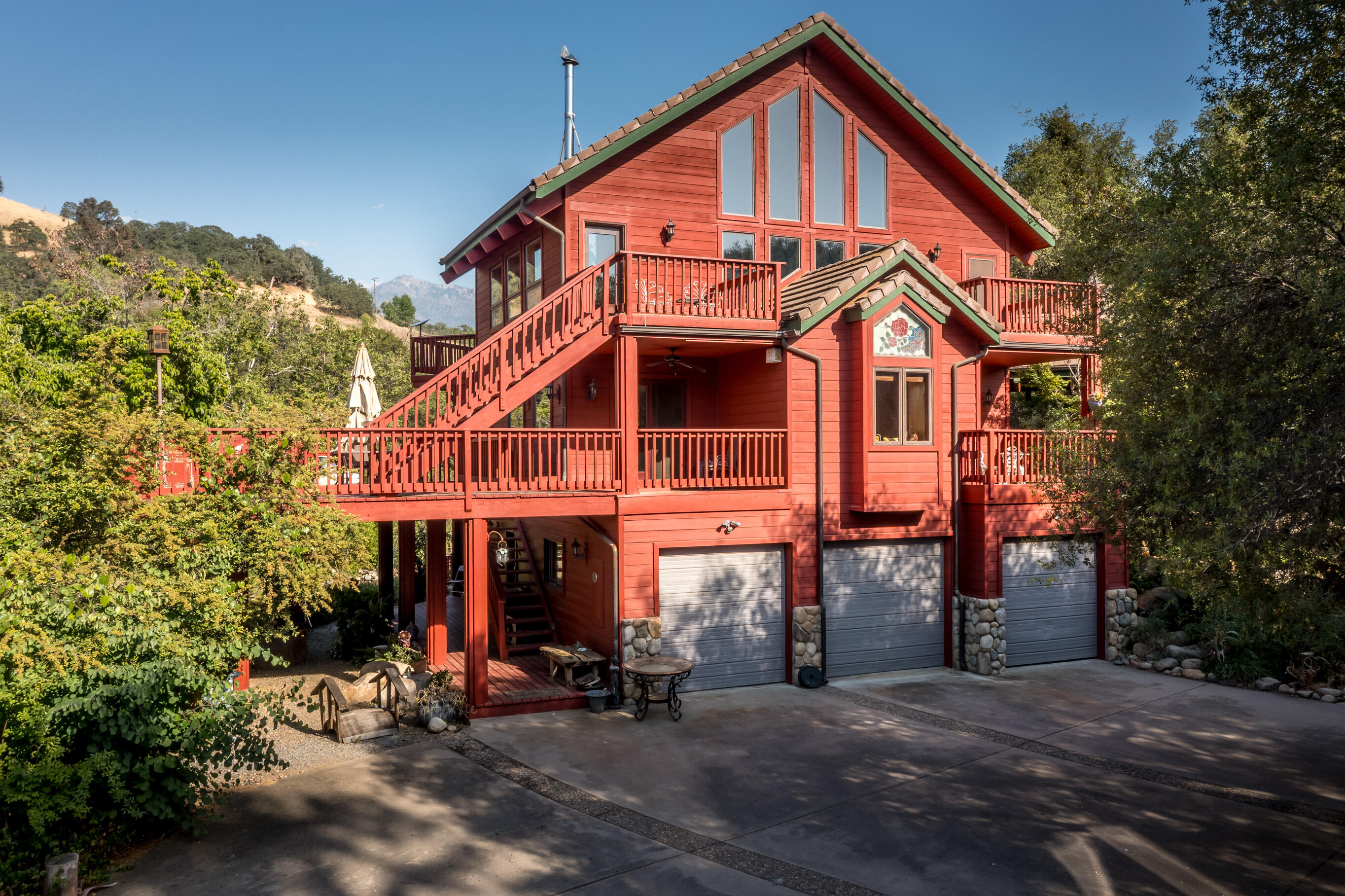 44575 S Fork Dr, Three Rivers, CA 93271