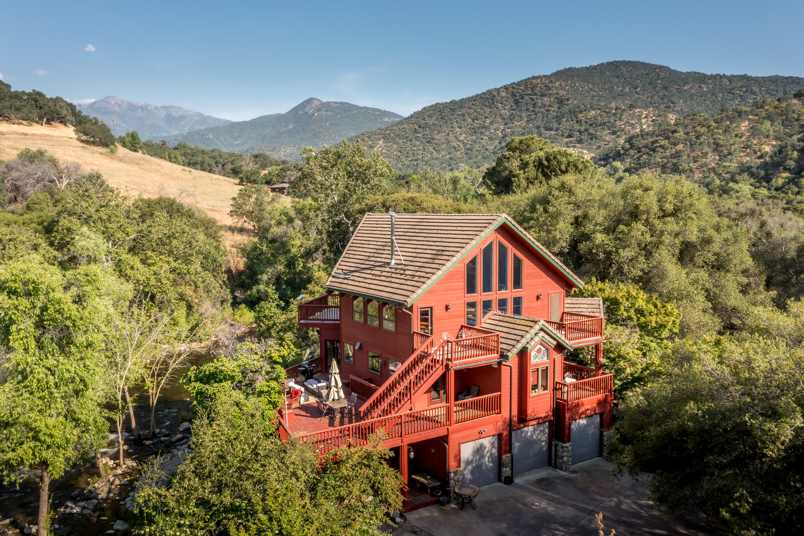 44575 S Fork Dr, Three Rivers, CA 93271