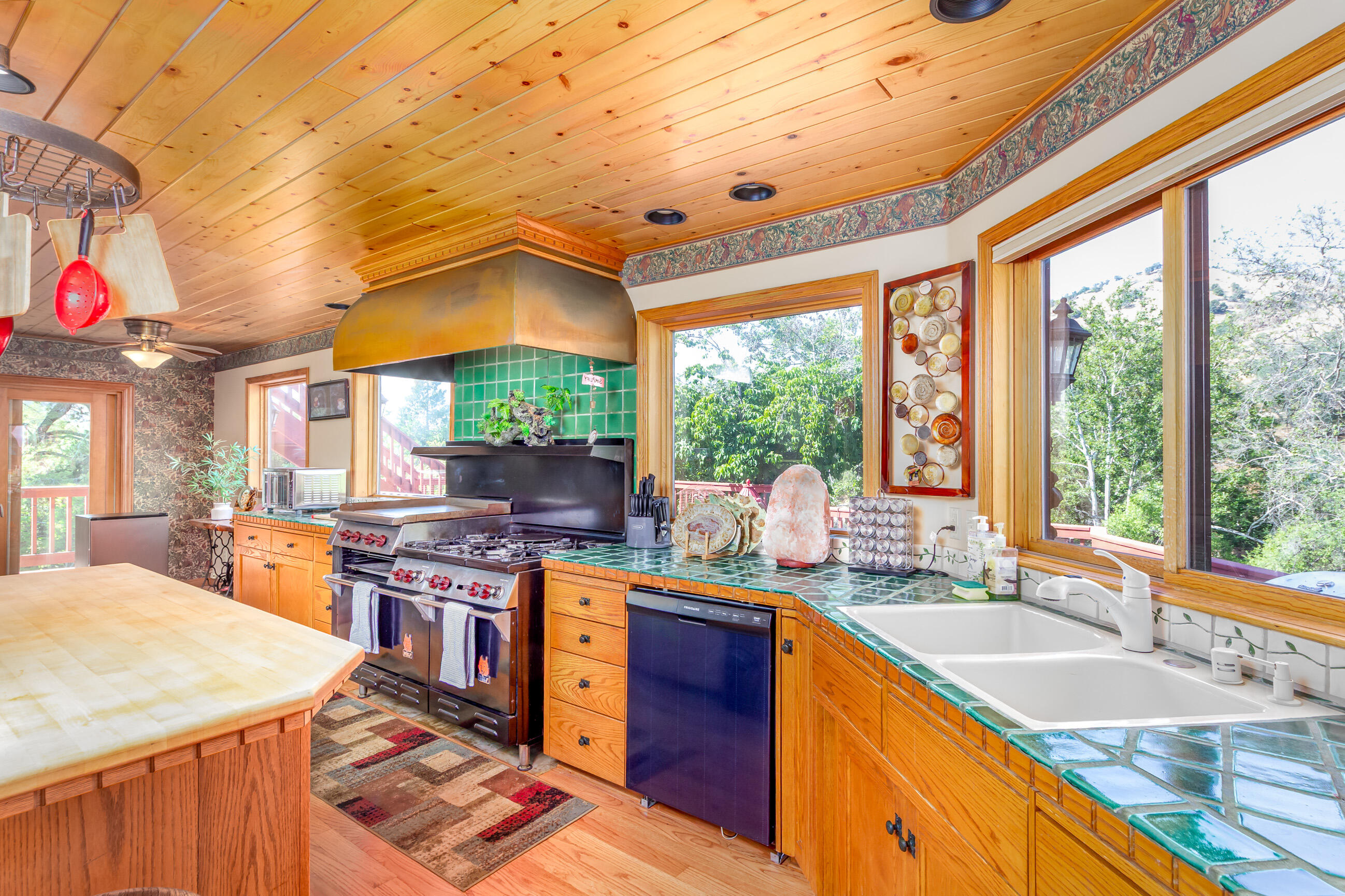 44575 S Fork Dr, Three Rivers, CA 93271