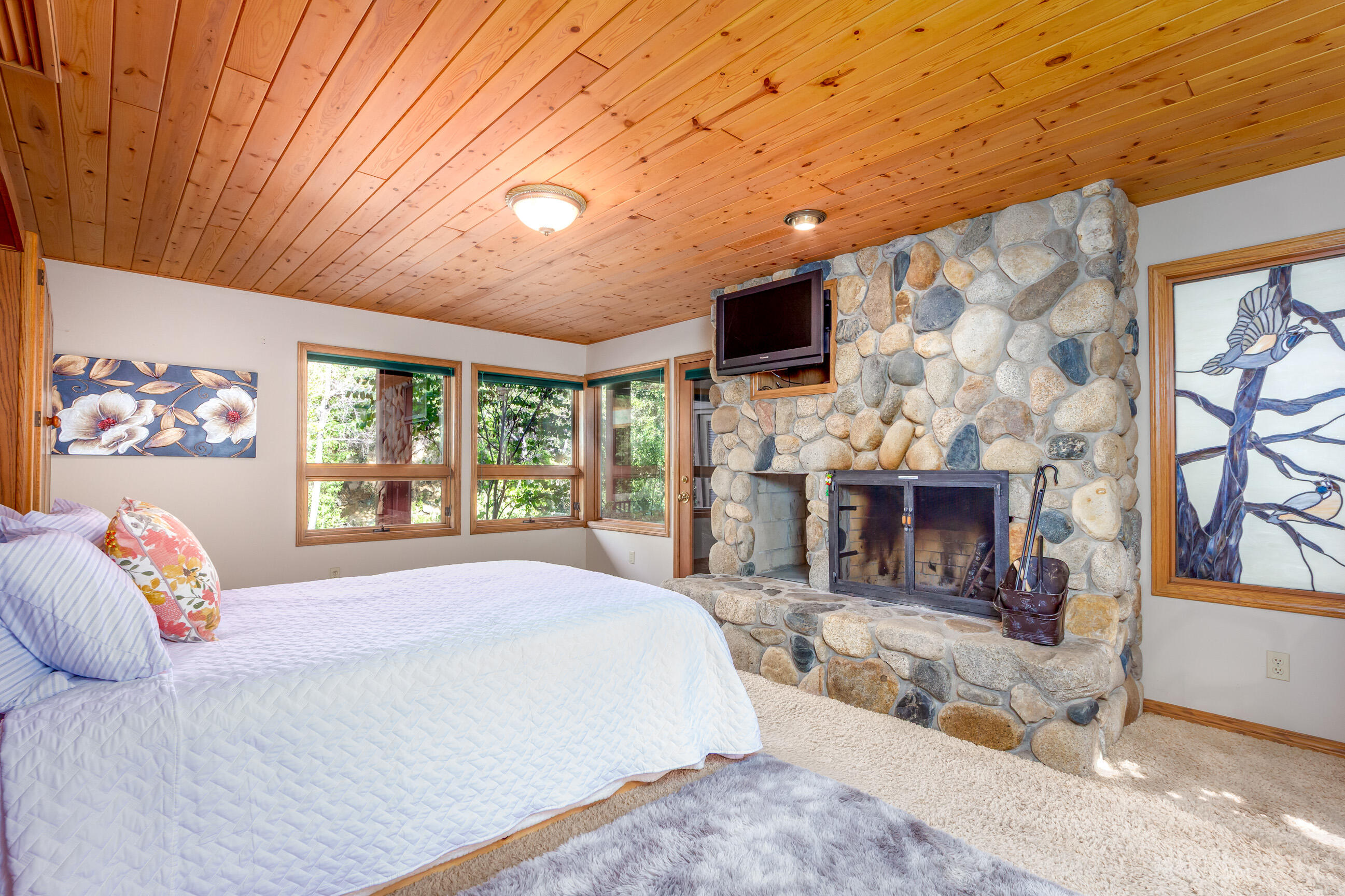 44575 S Fork Dr, Three Rivers, CA 93271