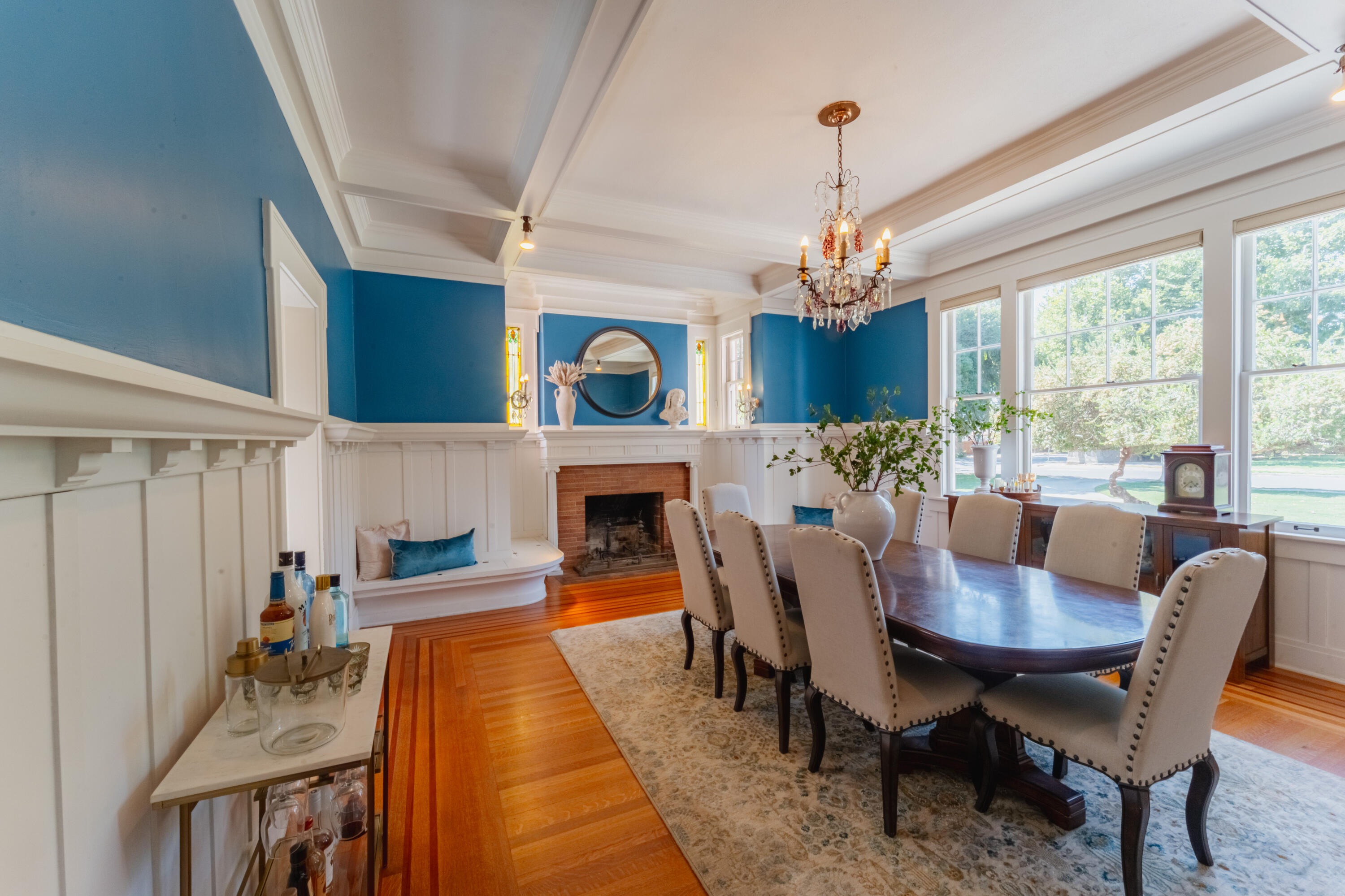 815 E Sycamore Ave, Tulare, CA 93274