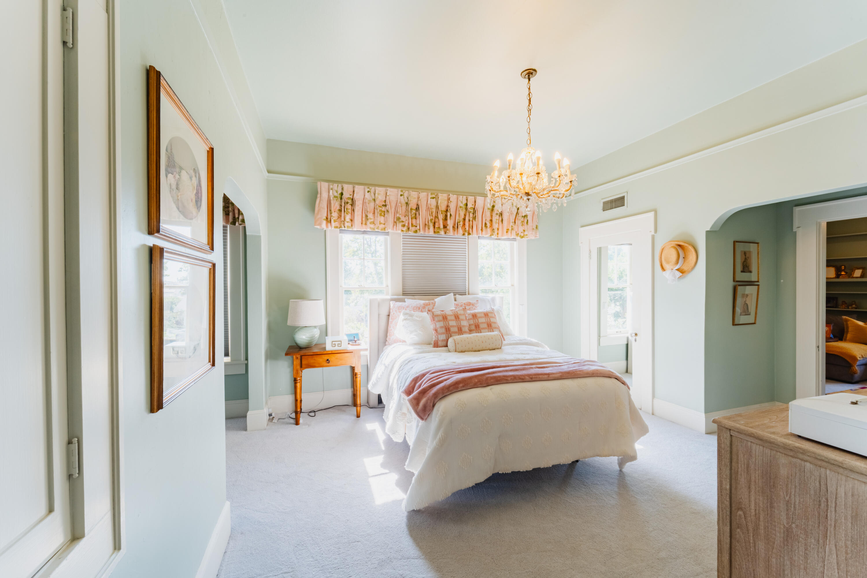 815 E Sycamore Ave, Tulare, CA 93274