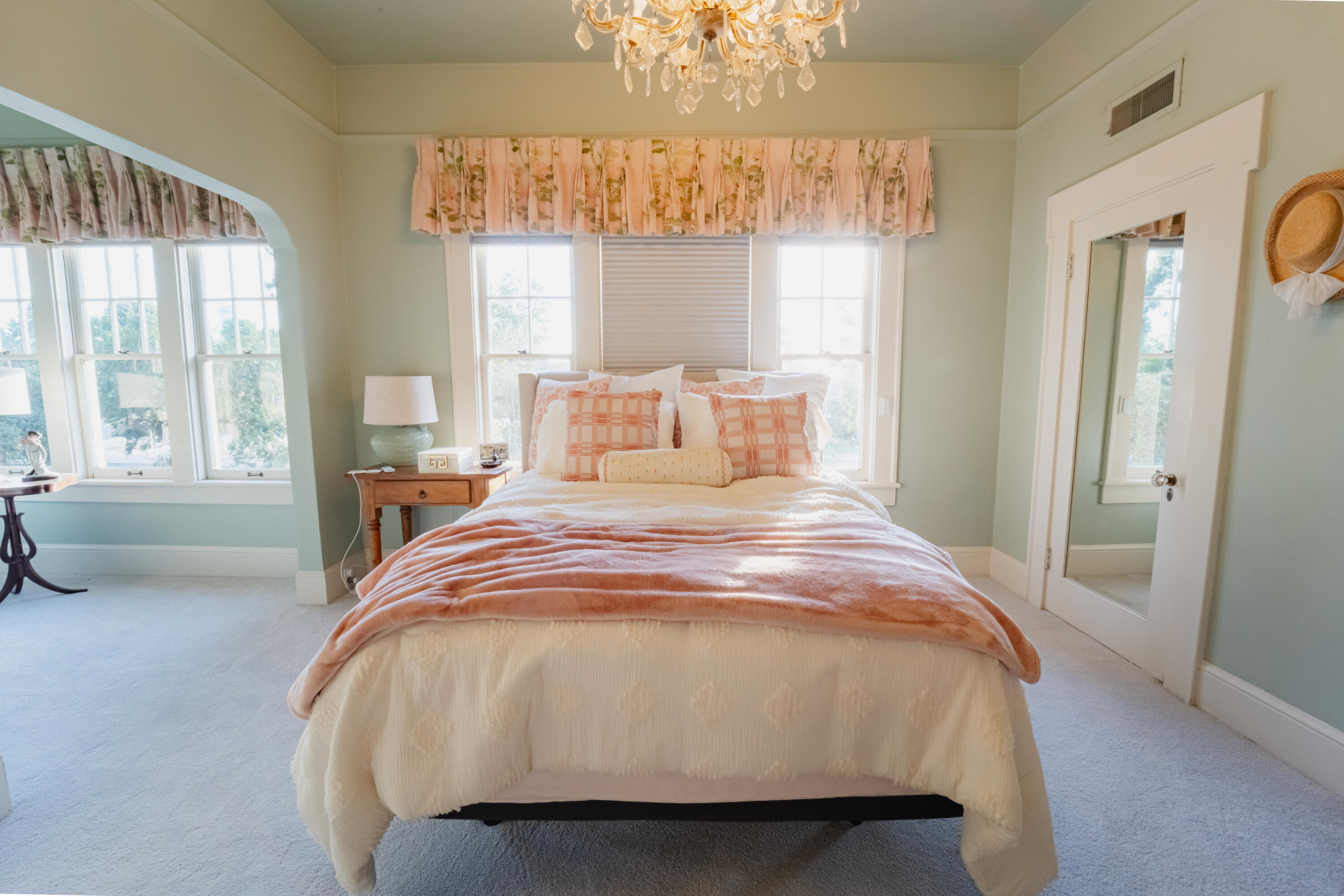 815 E Sycamore Ave, Tulare, CA 93274