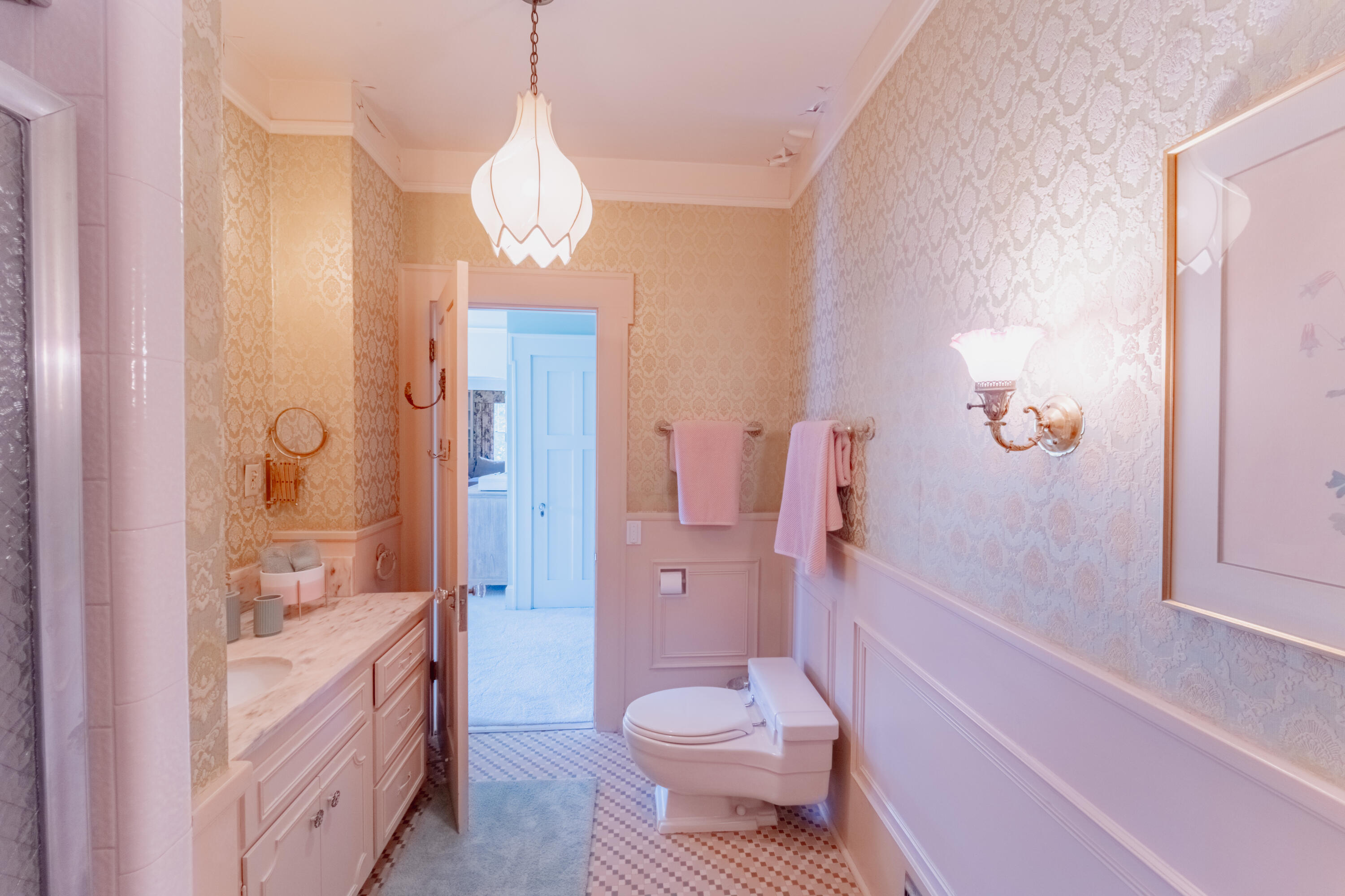 815 E Sycamore Ave, Tulare, CA 93274