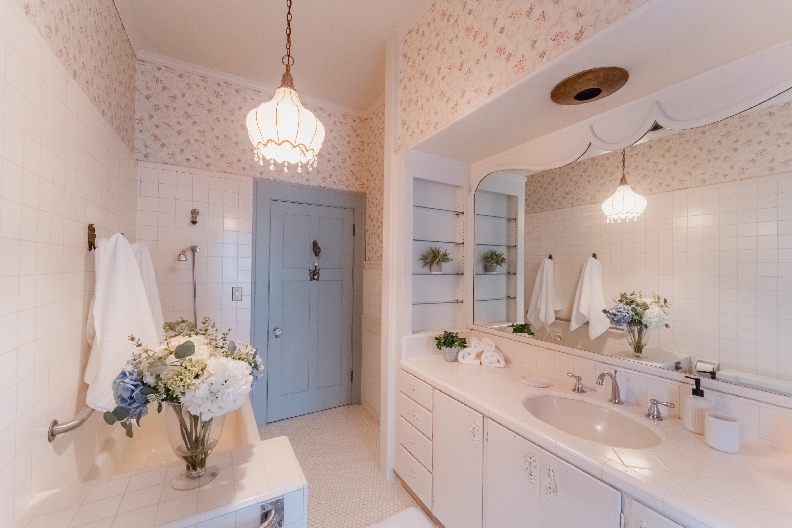 815 E Sycamore Ave, Tulare, CA 93274