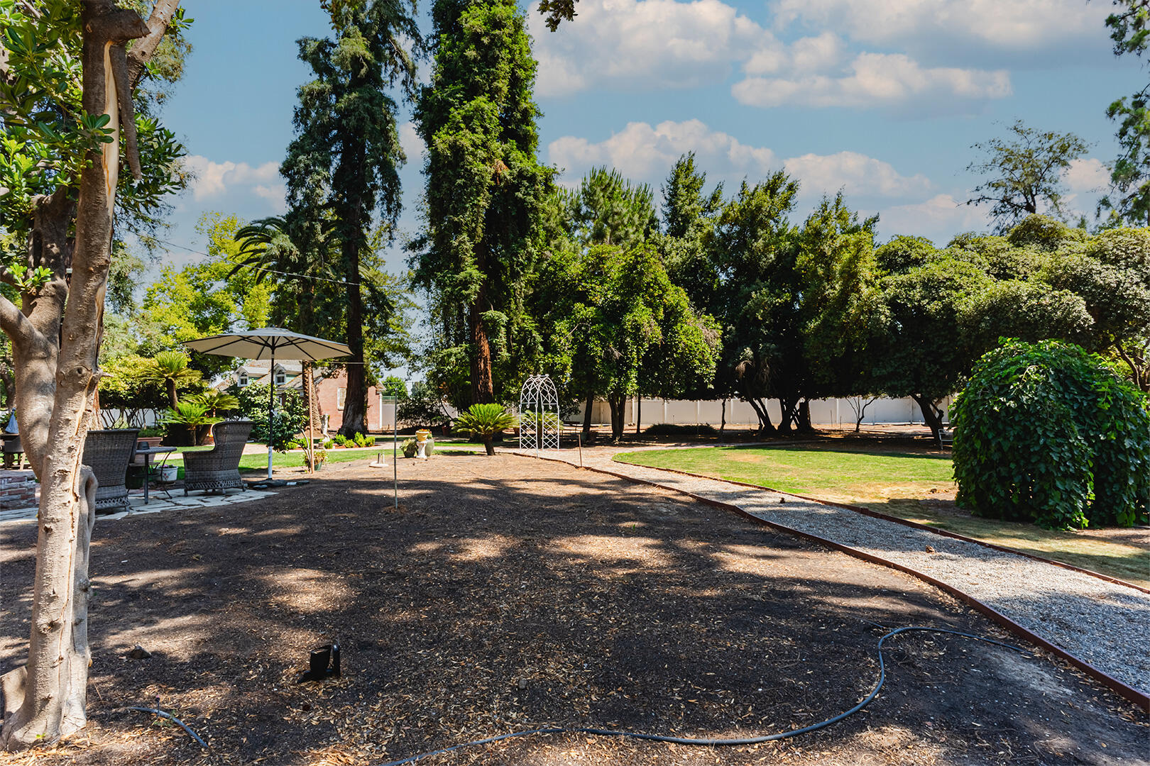 815 E Sycamore Ave, Tulare, CA 93274