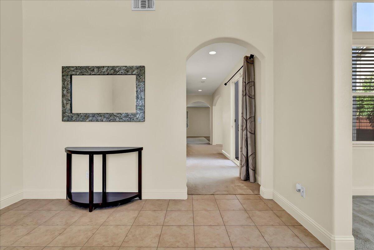 2591 Riviera Ct, Tulare, CA 93274