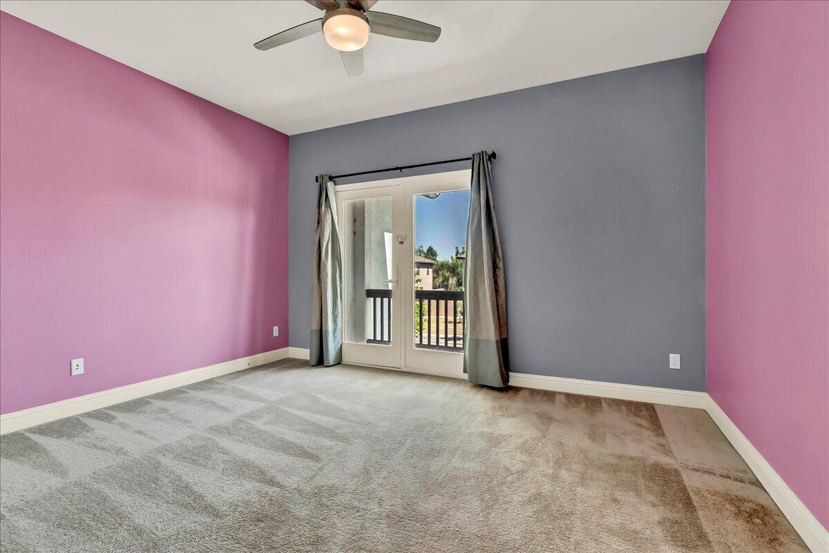 2591 Riviera Ct, Tulare, CA 93274