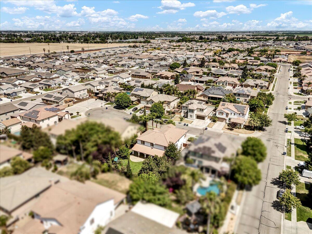 2591 Riviera Ct, Tulare, CA 93274