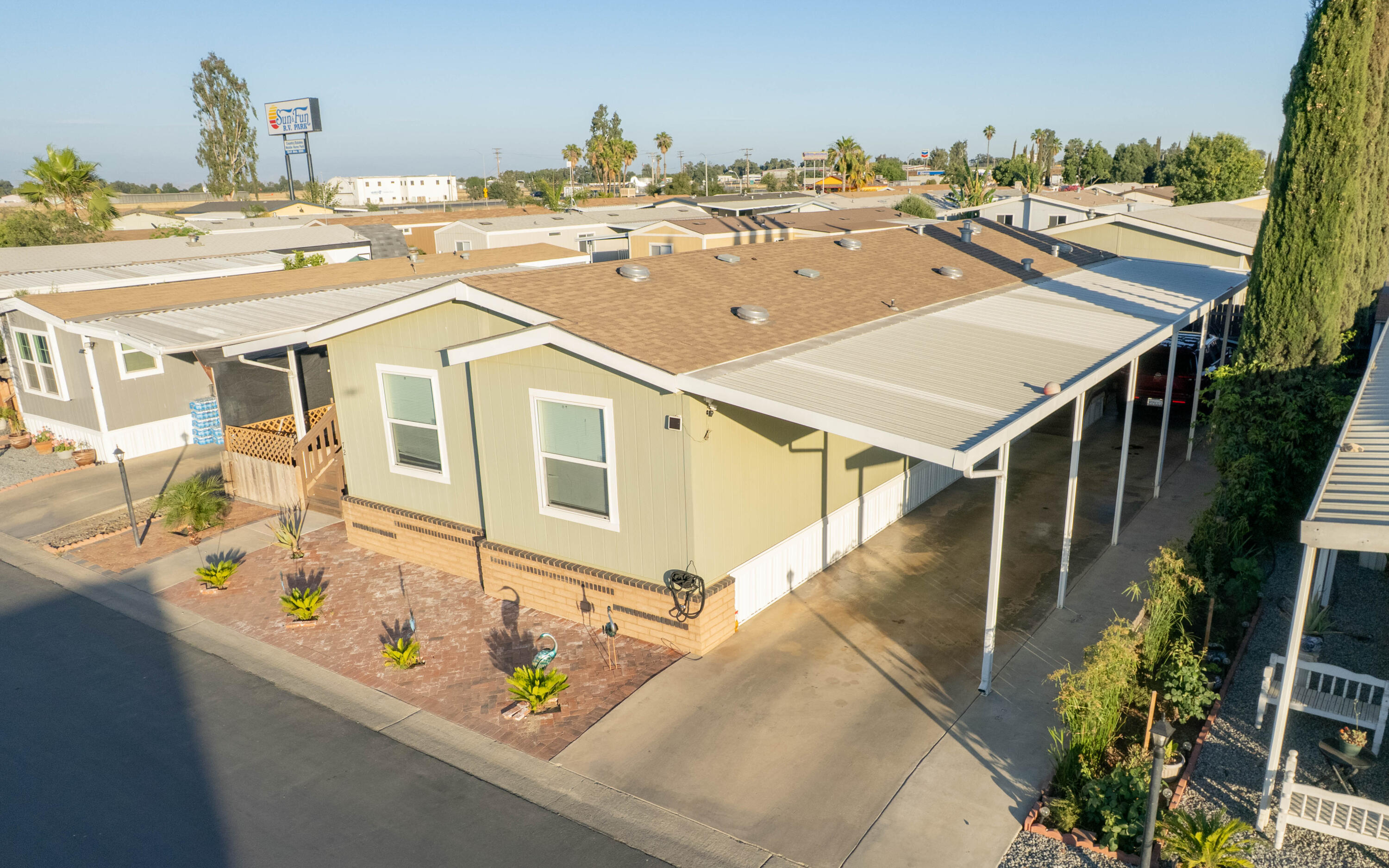 900 E SE Rankin Rd #72, Tulare, CA 93274