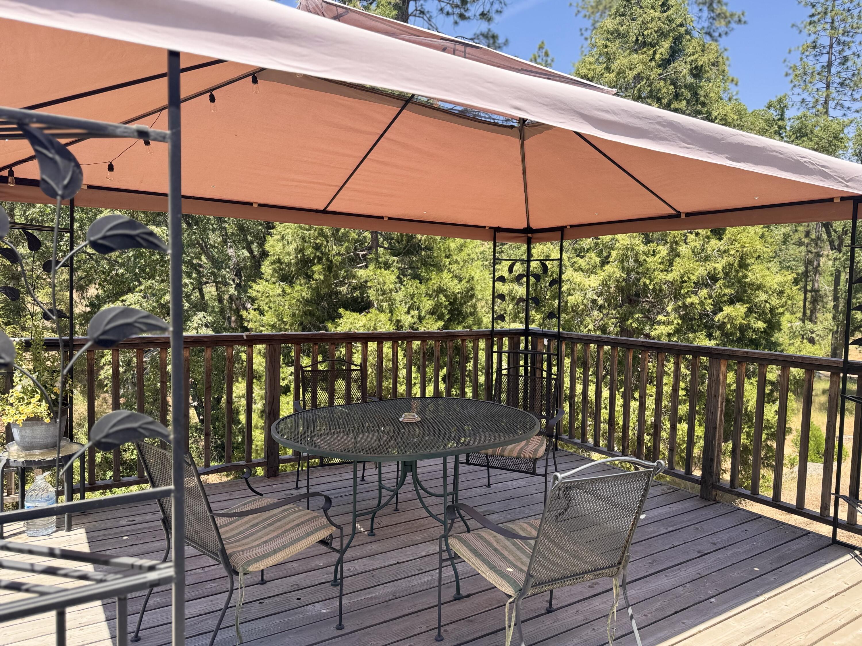 51911 Hogback Rd, Miramonte, CA 93641