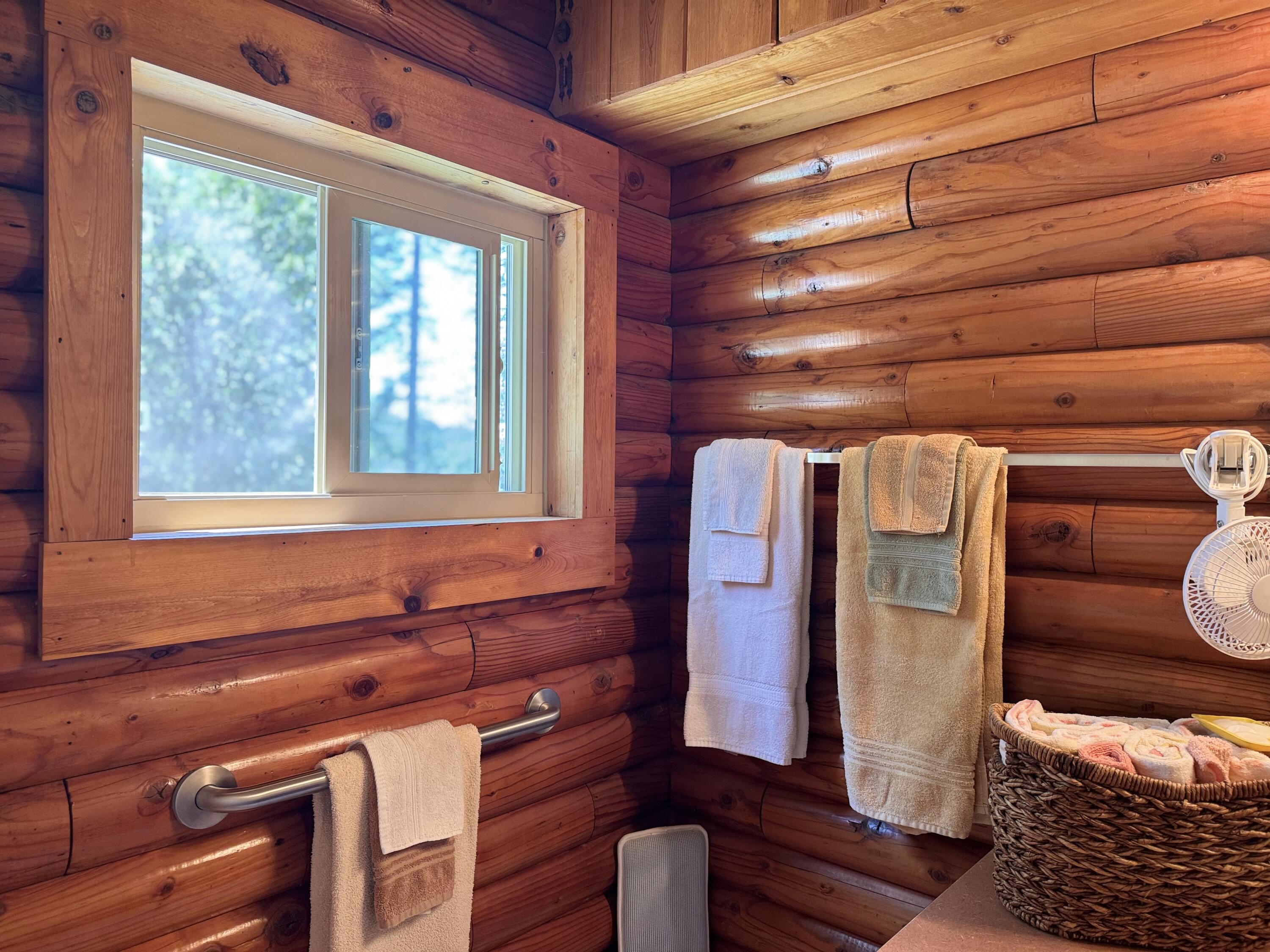 51911 Hogback Rd, Miramonte, CA 93641