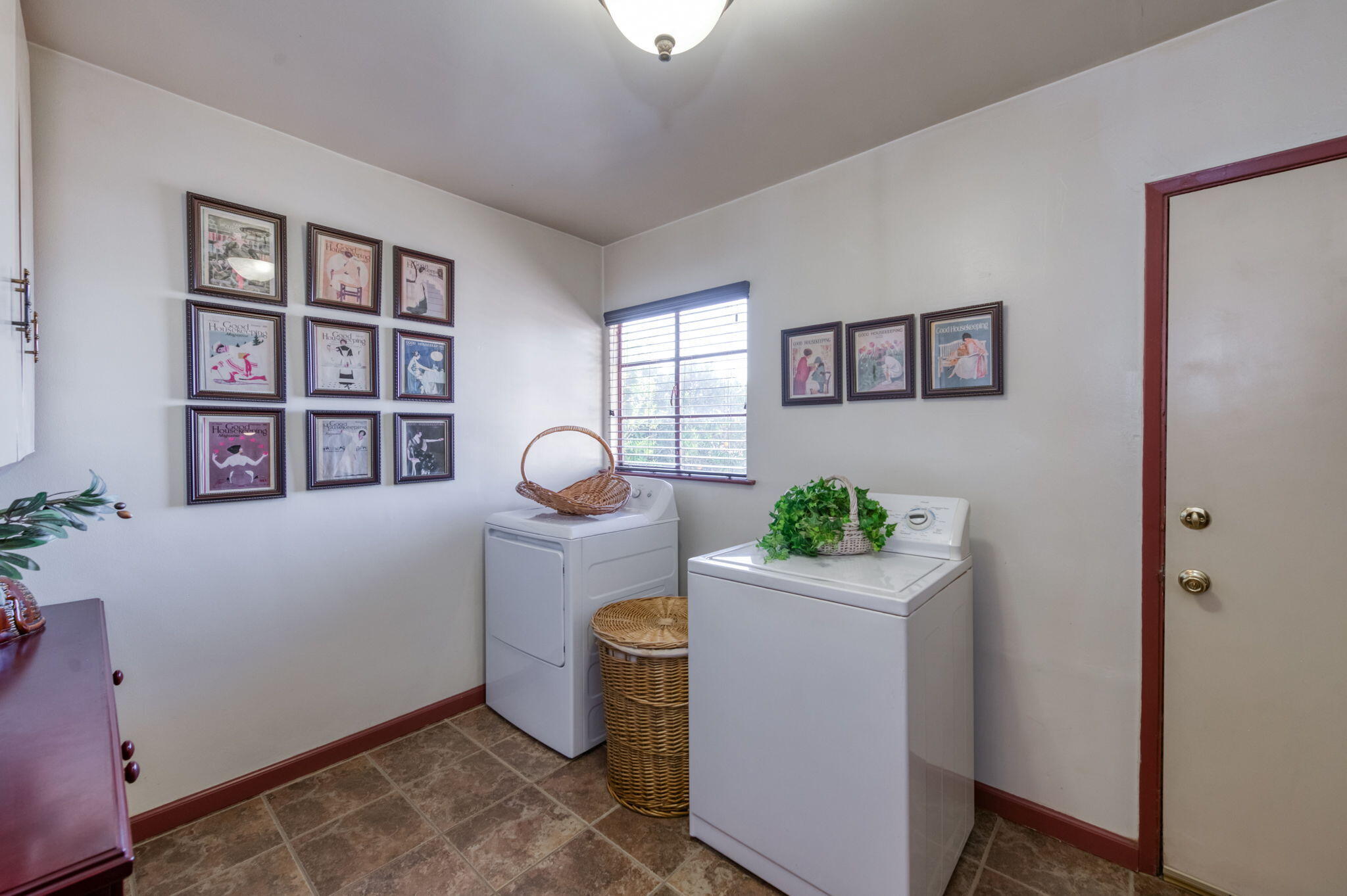 43125 Road 80, Dinuba, CA 93618